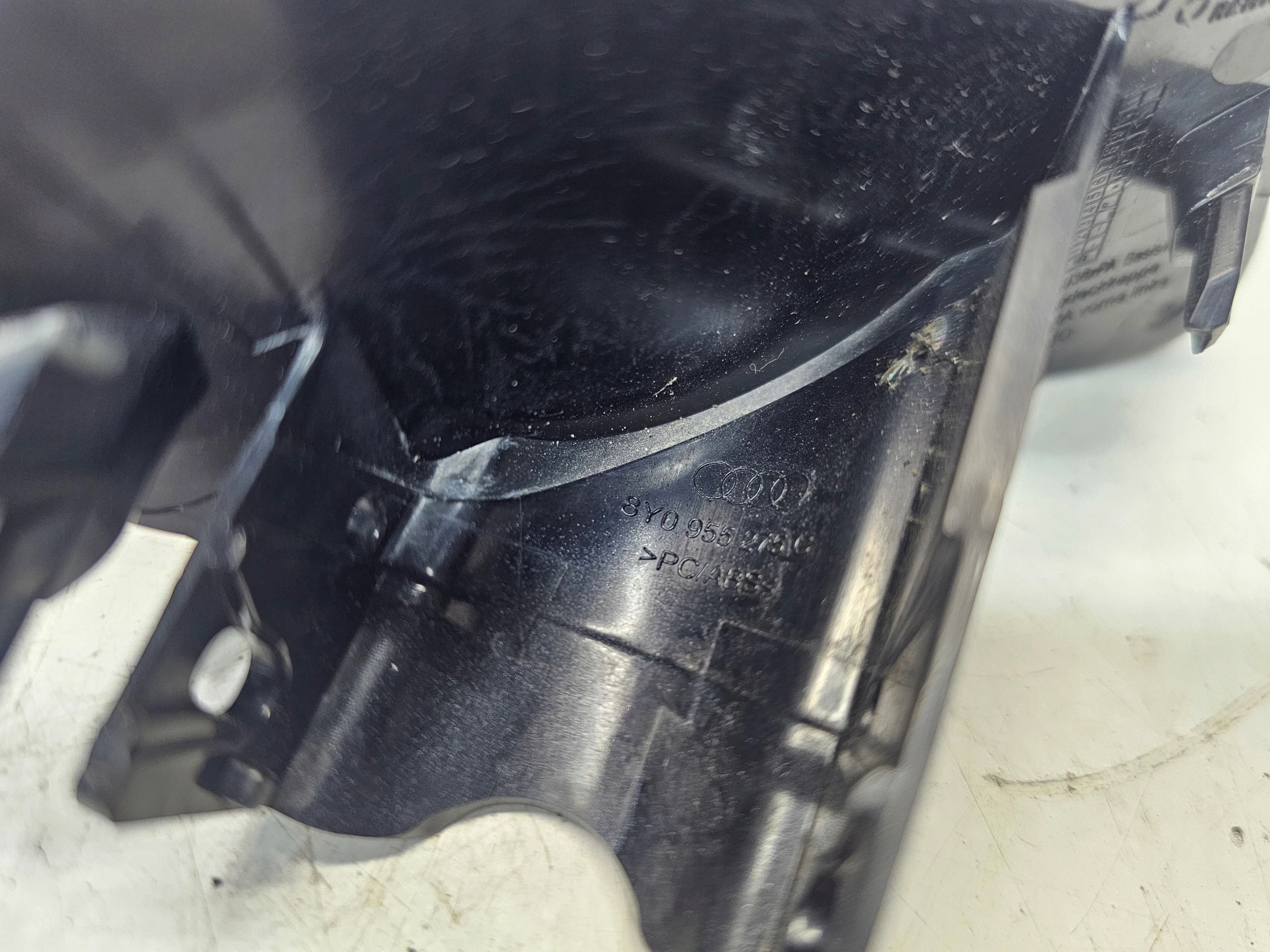 Copri LAVAFARO sinistra AUDI A3 8Y SPORTBACK 8Y0955275C