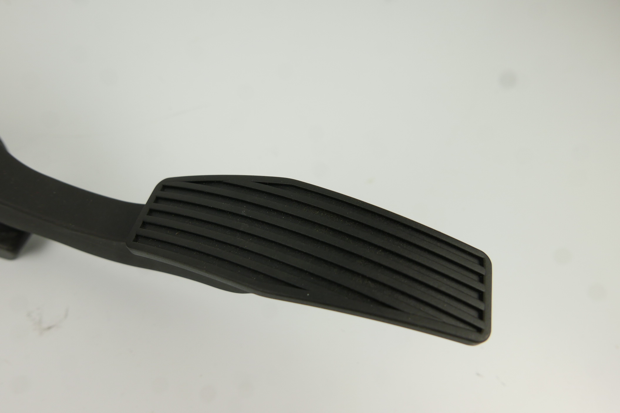 6PV 010 - ПЕДАЛЬ АКСЕЛЕРАТОРА HELLA ПЕДАЛЬ OPEL MERIVA A