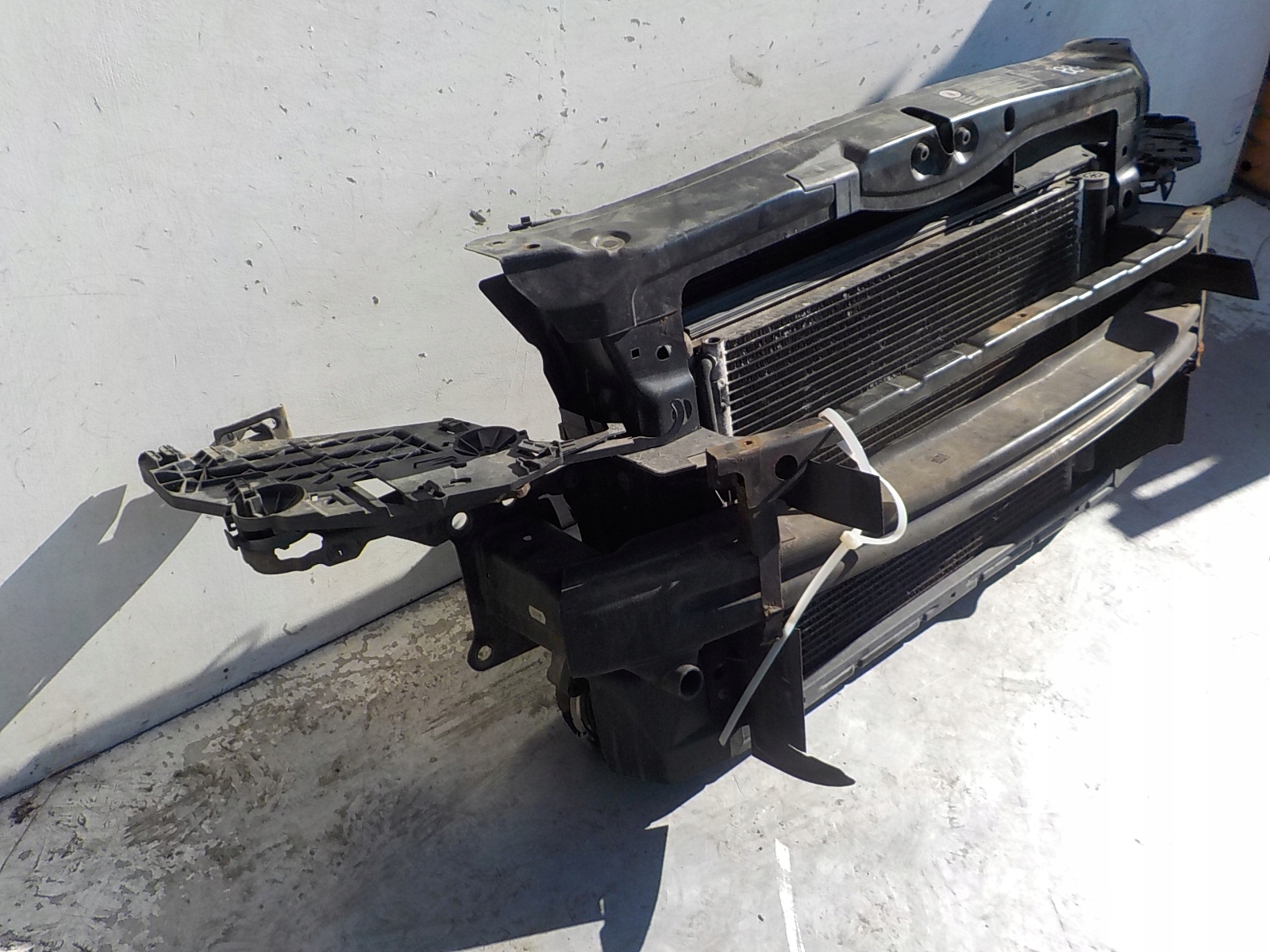 884 SKODA OCTAVIA II 2.0 TDI support panel for radiators sider radiator