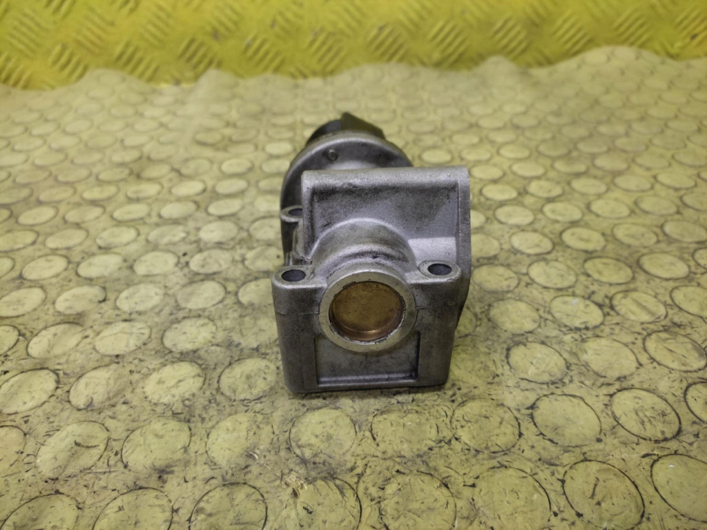 OPEL VECTRA C 1.9 CDTI EGR valve 2035230