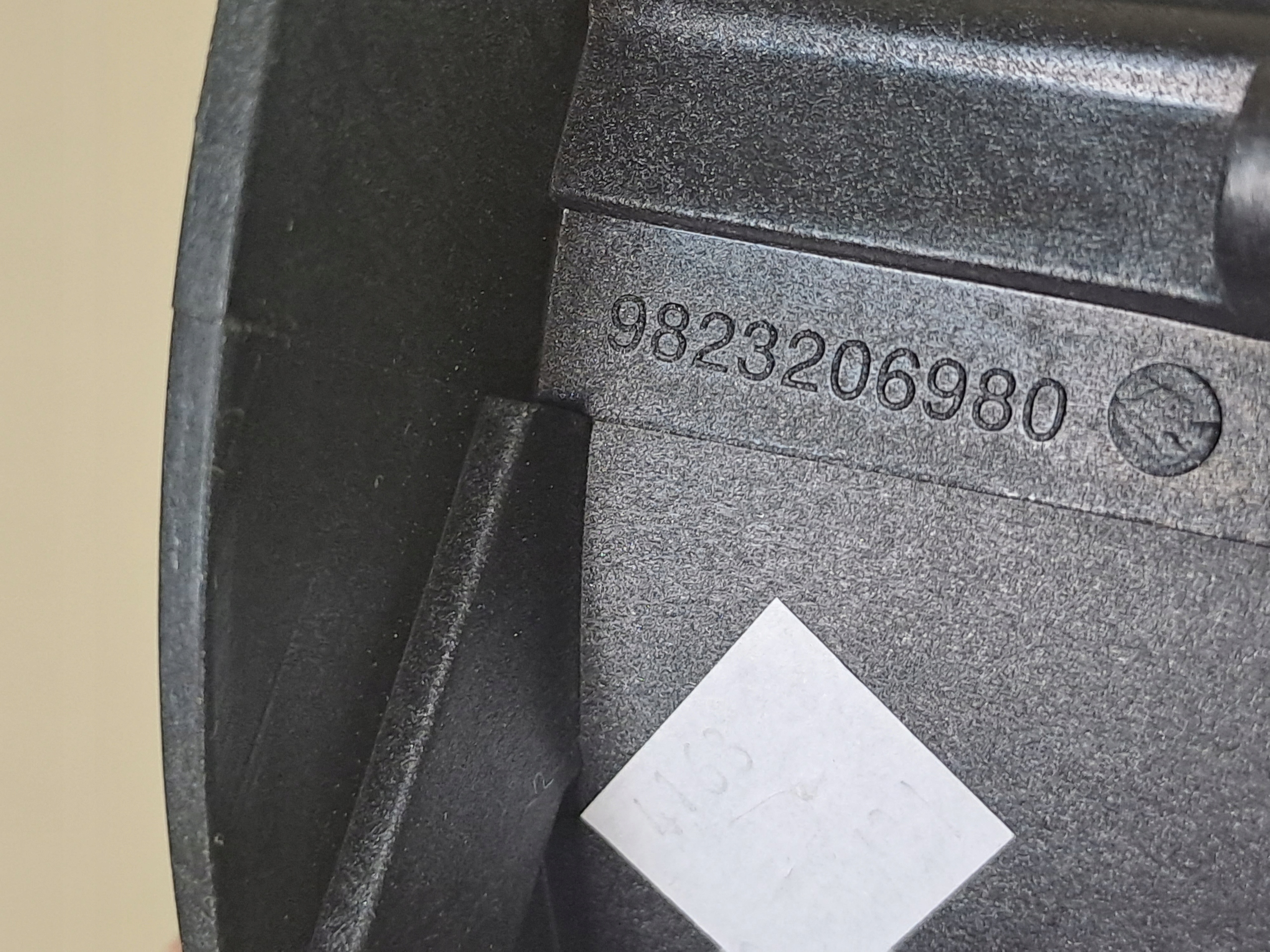 CORSA F 21 console frame of the speaker door left front