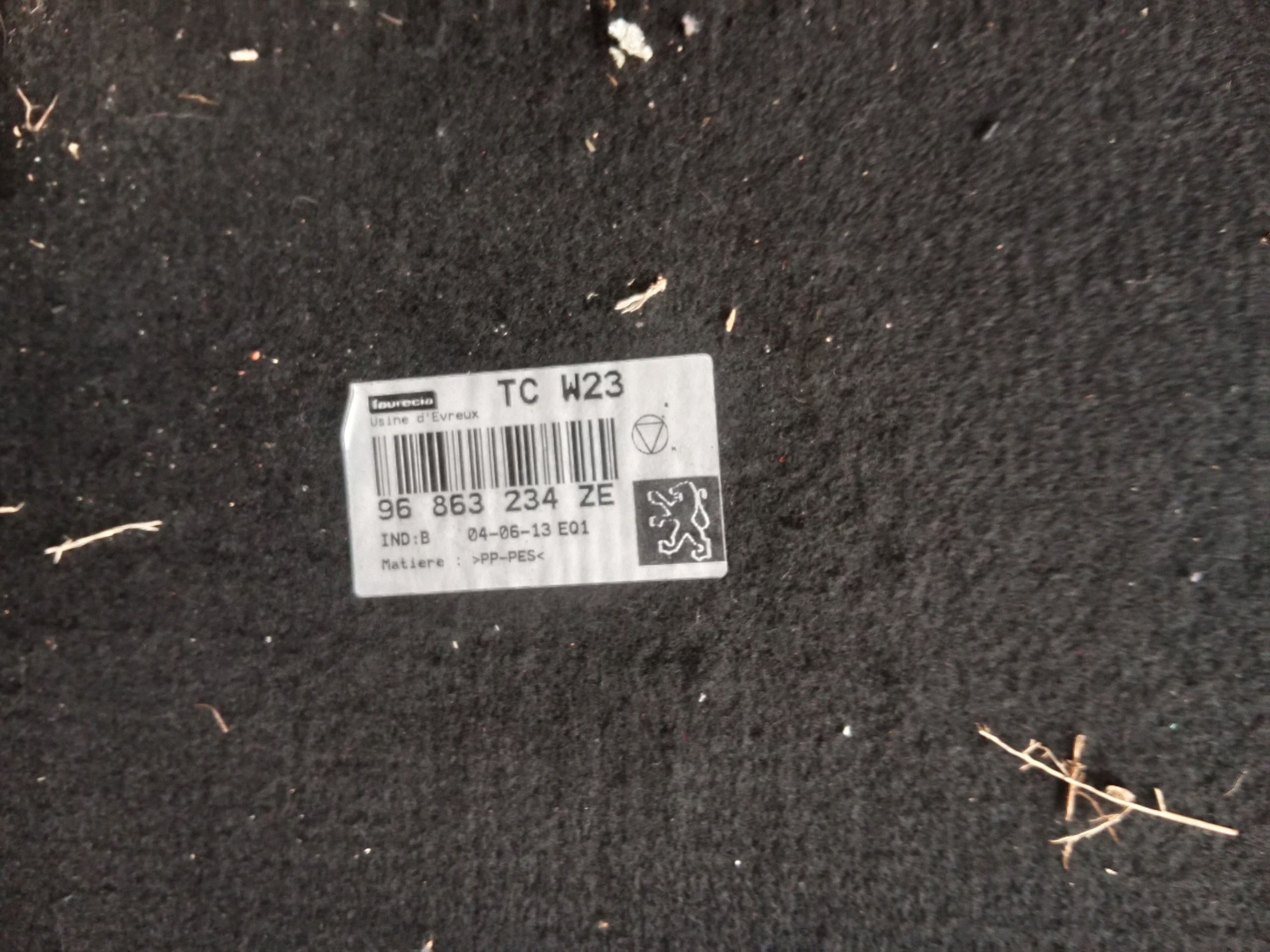 floor boot PEUGEOT 508 and 96863234