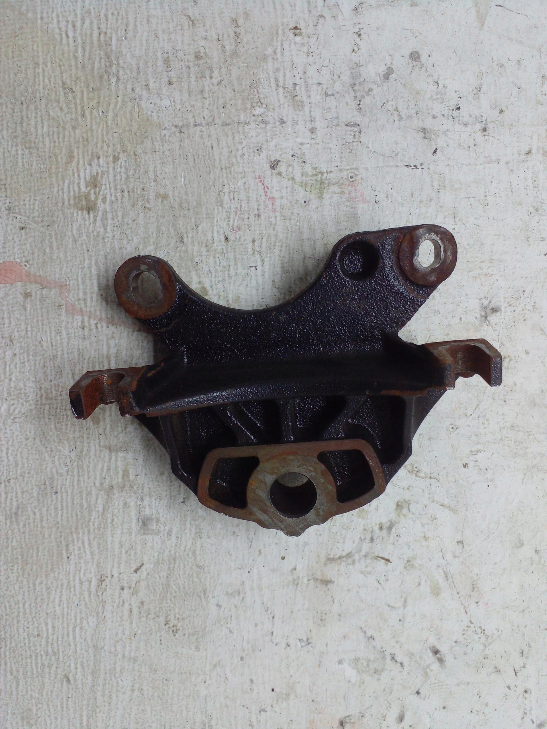 Support Support plaque Moteur FIAT 500 51912571 0.9 TCE