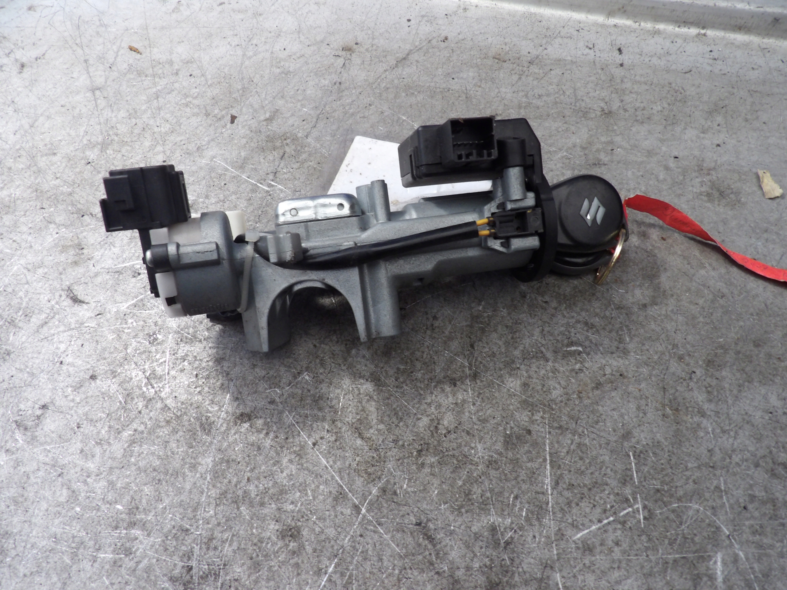 Suzuki Swift IV ignition z kluczykiem