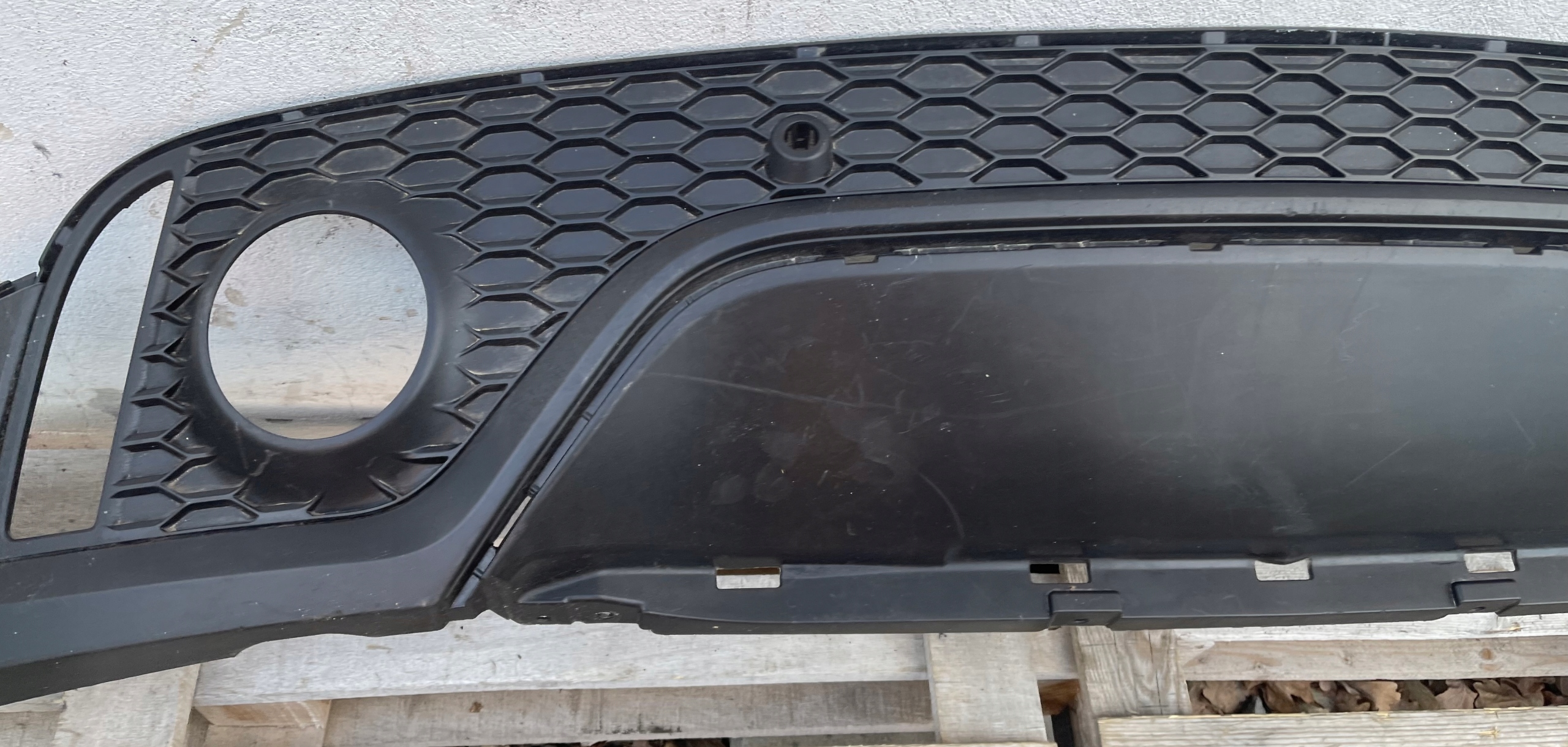 JAGUAR E-PACE SPOILER der Stoßstange heck PDC J9C3-17A958-A