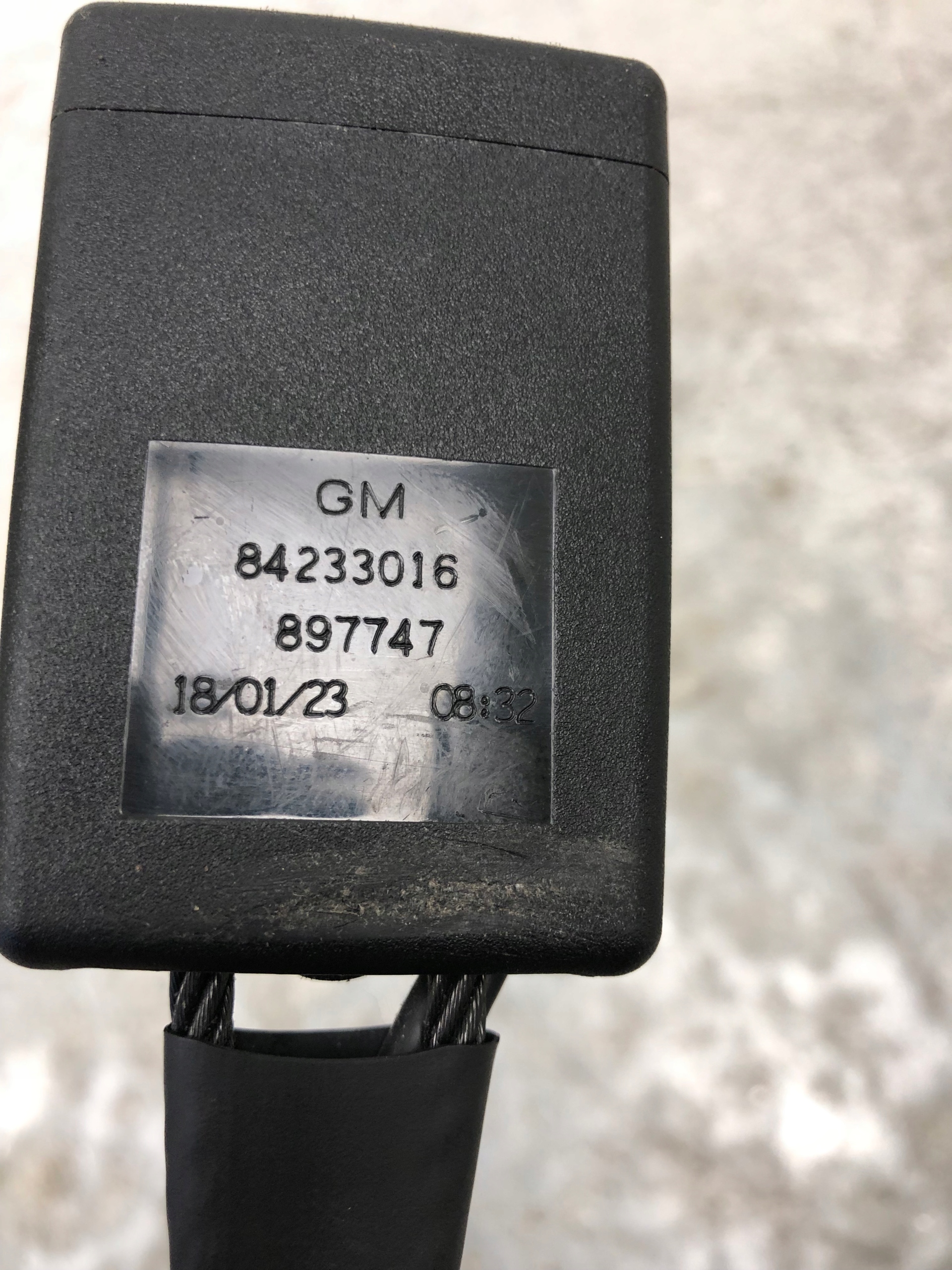 ZAPINKA supports right front OPEL INSIGNIA B 84233016