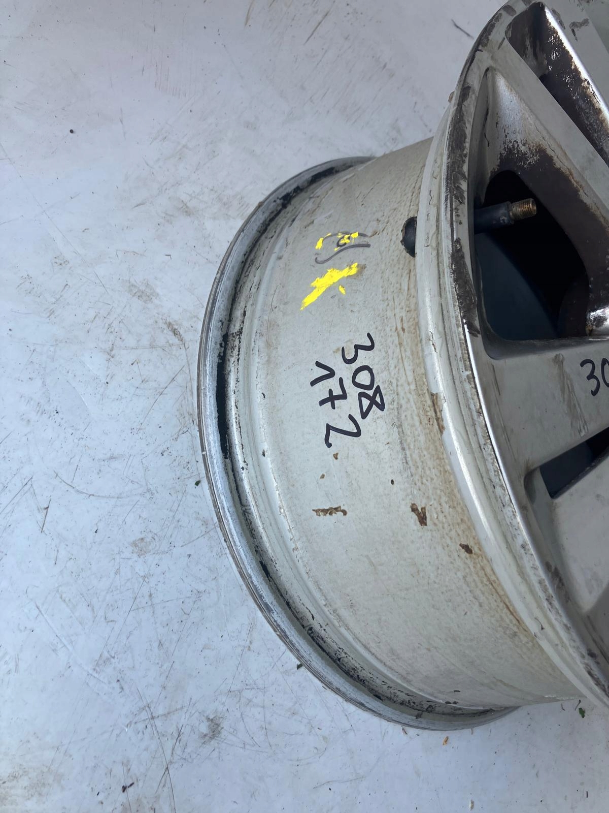 disk PEUGEOT 308 T9 #172 9677989577 16 CALI