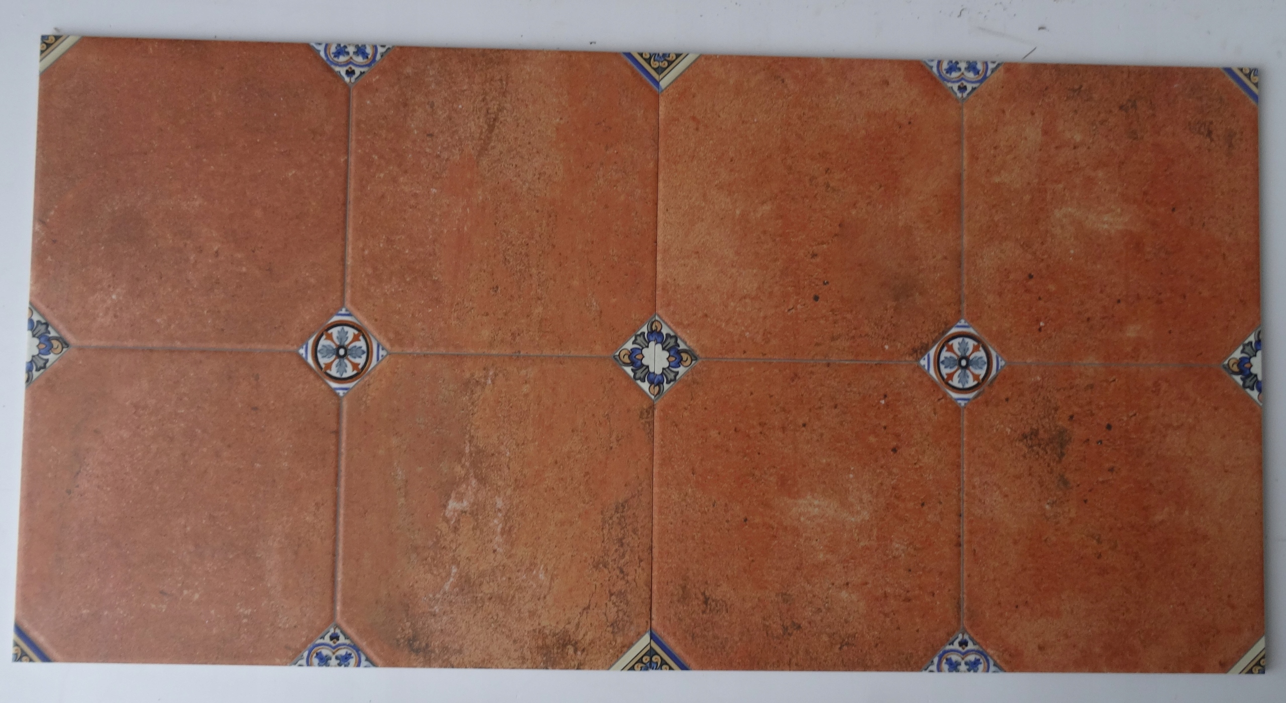 33x33 PATCHWORK OD RĘKI TERAKOTA PŁYTKA HISZPAŃSKA BAR KUCHNIA ŁAZIENKA BIZ Kod producenta ATRANI