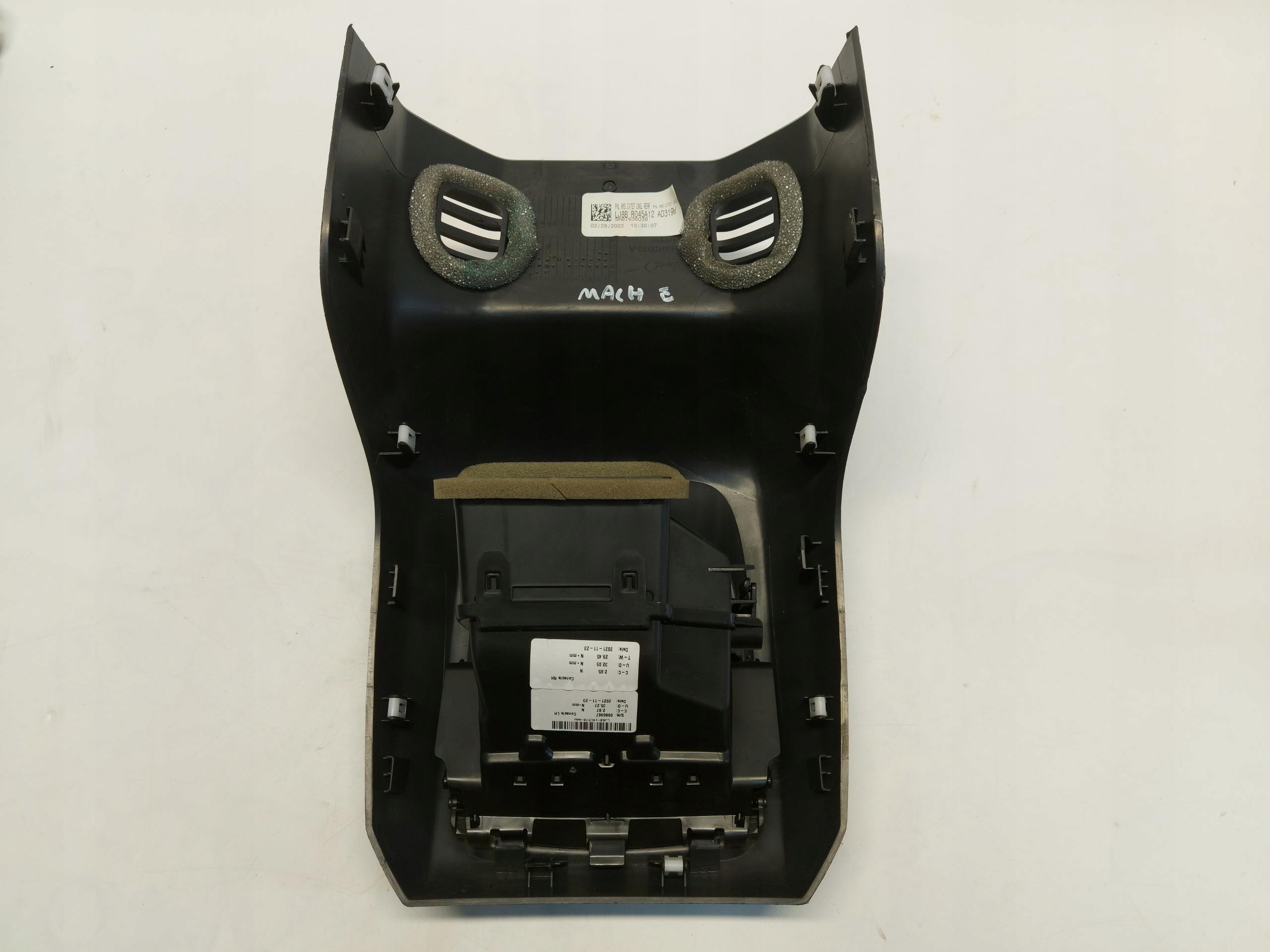 Ford MACH-E grid air conditioning devices tunelu srodkowego rear part LJ8B-R045A12-AD