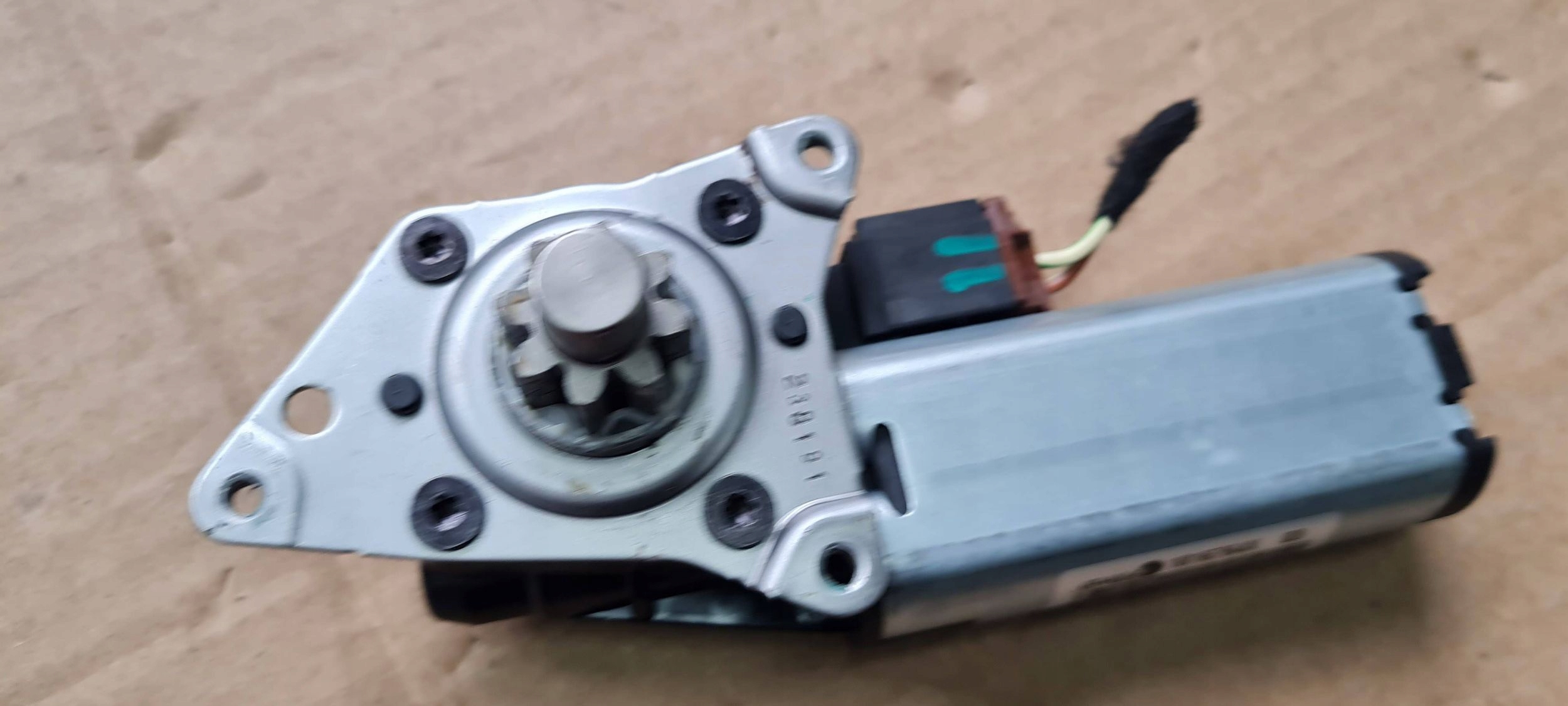 Q5 80A mini motor seat right front 3QF959112A A4 B9 8W A5 VW AUDI