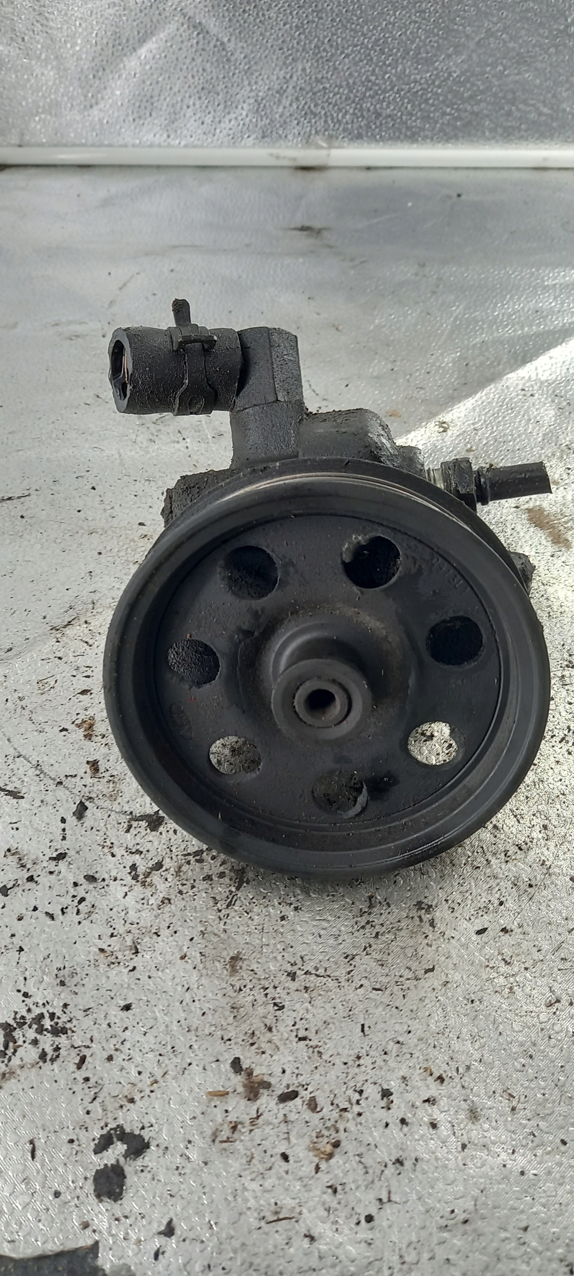 НАСОС WCOM.FORD FOCUS MK1 02R HB