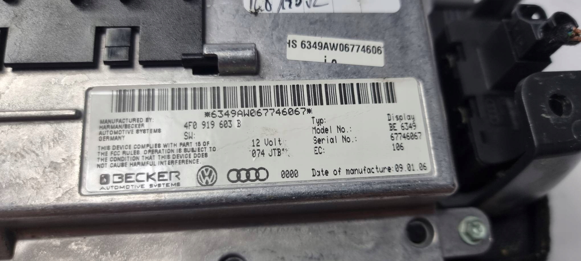 budíky hodiny AUDI Q7