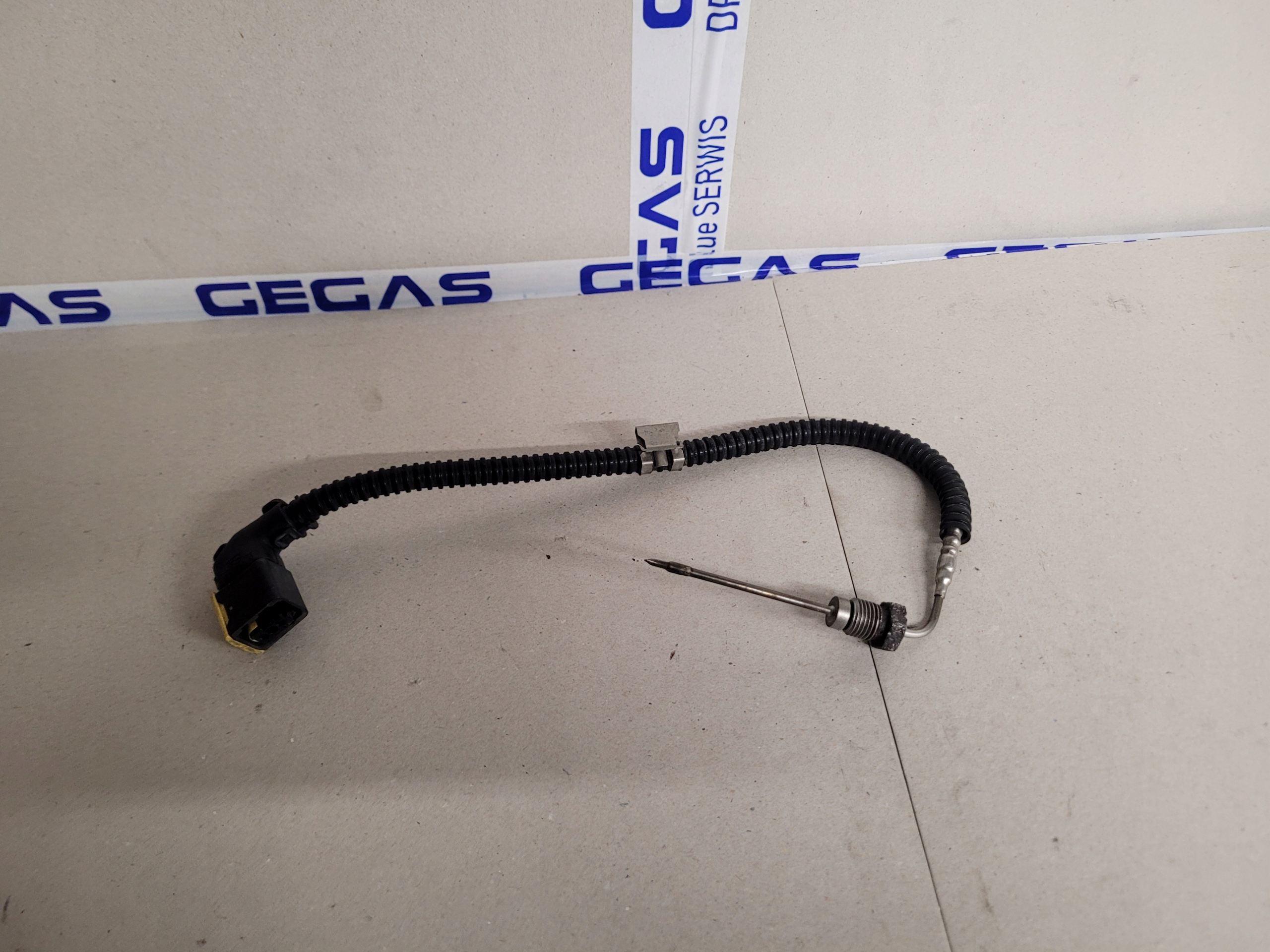 CZUJNIK TEMPERATURY SPALIN ACTROS ANTOS AXOR ATEGO MP4 E6 A0075424518