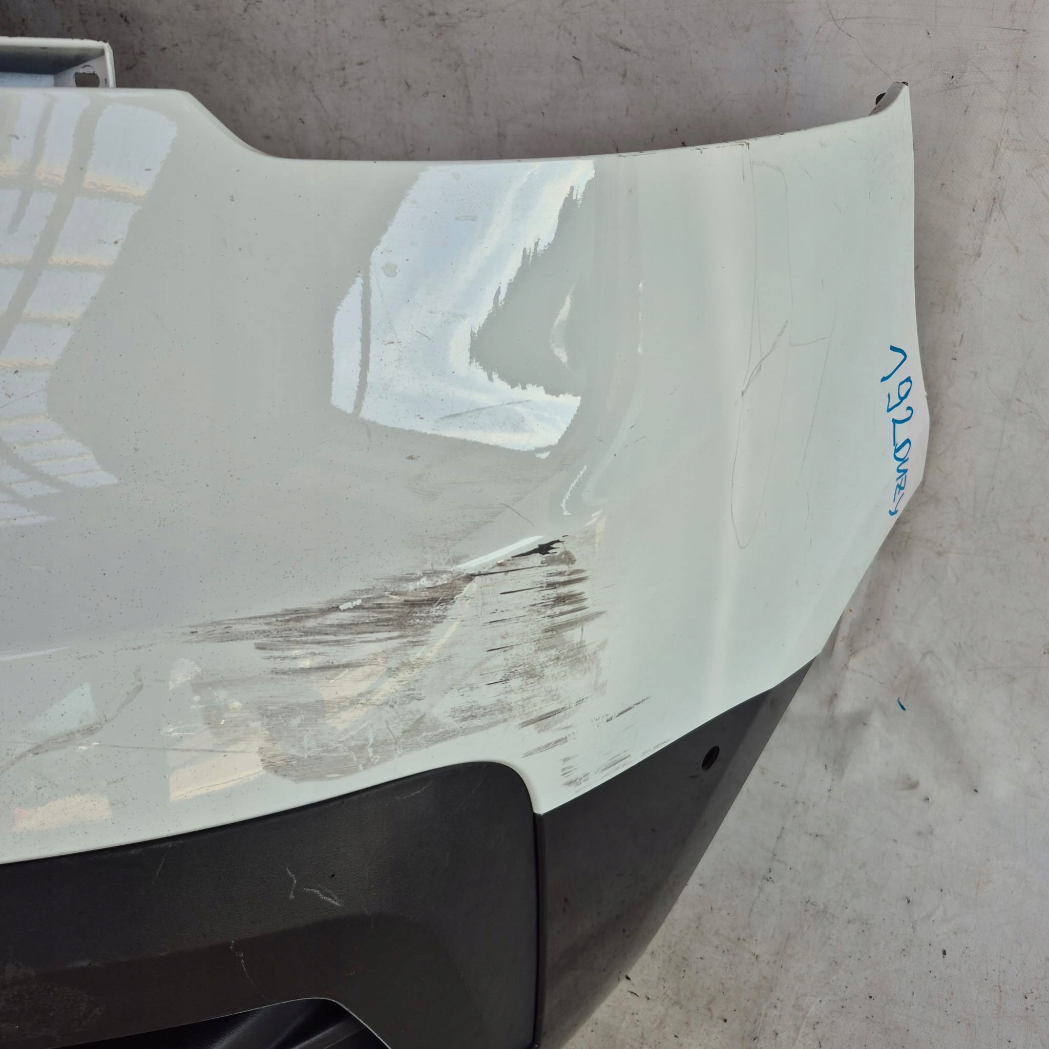 RENAULT TRAFIC III 3 LIFT 21-> bumper front front PDC