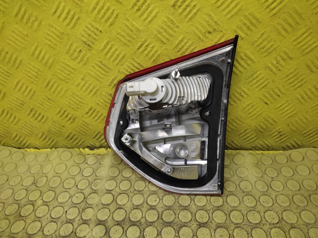 CITROEN C4 PICASSO light left rear part to the bonnet