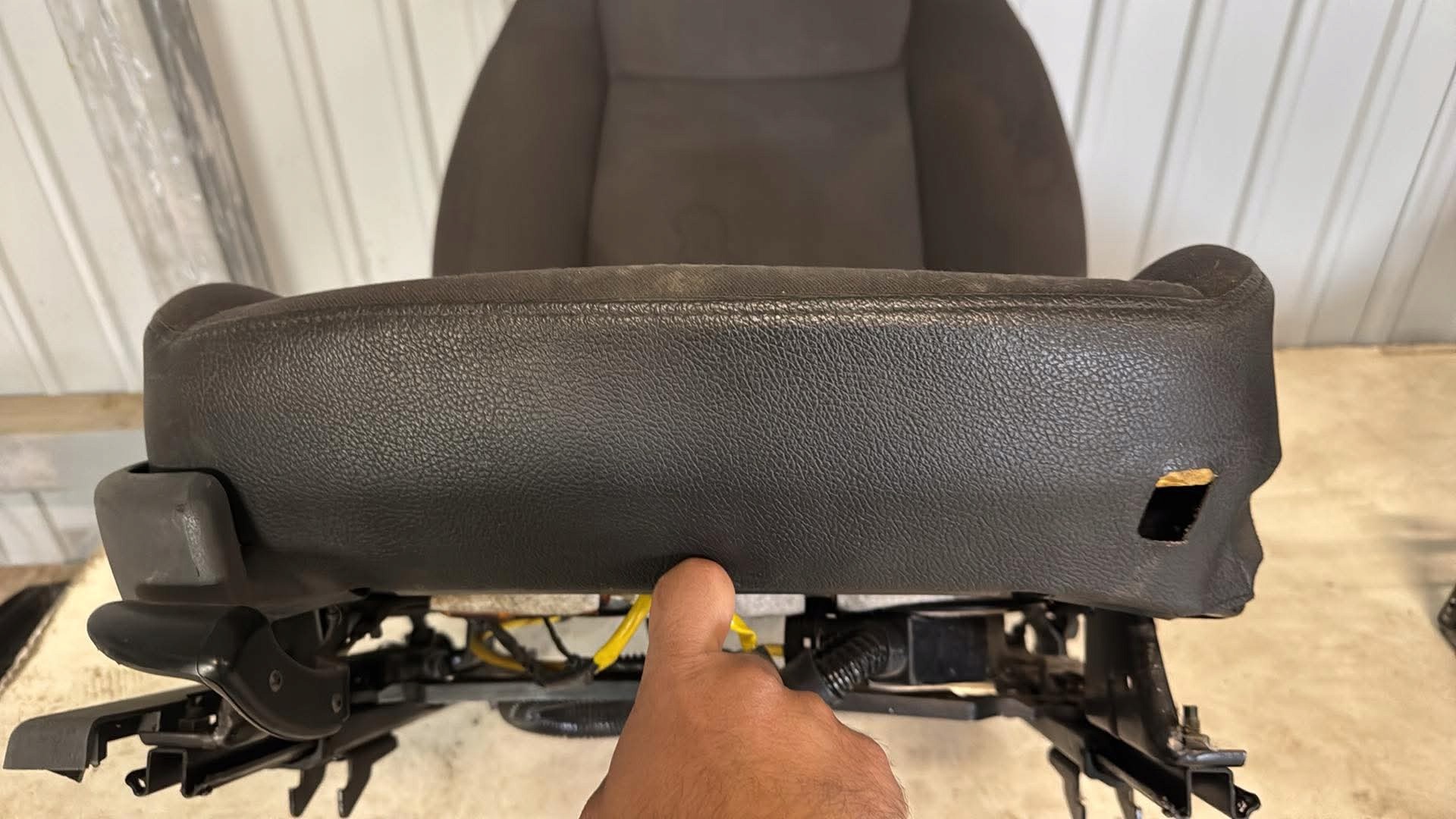 seat right front front side SAAB 93 9-3 II 02- welurowy CIEMNY