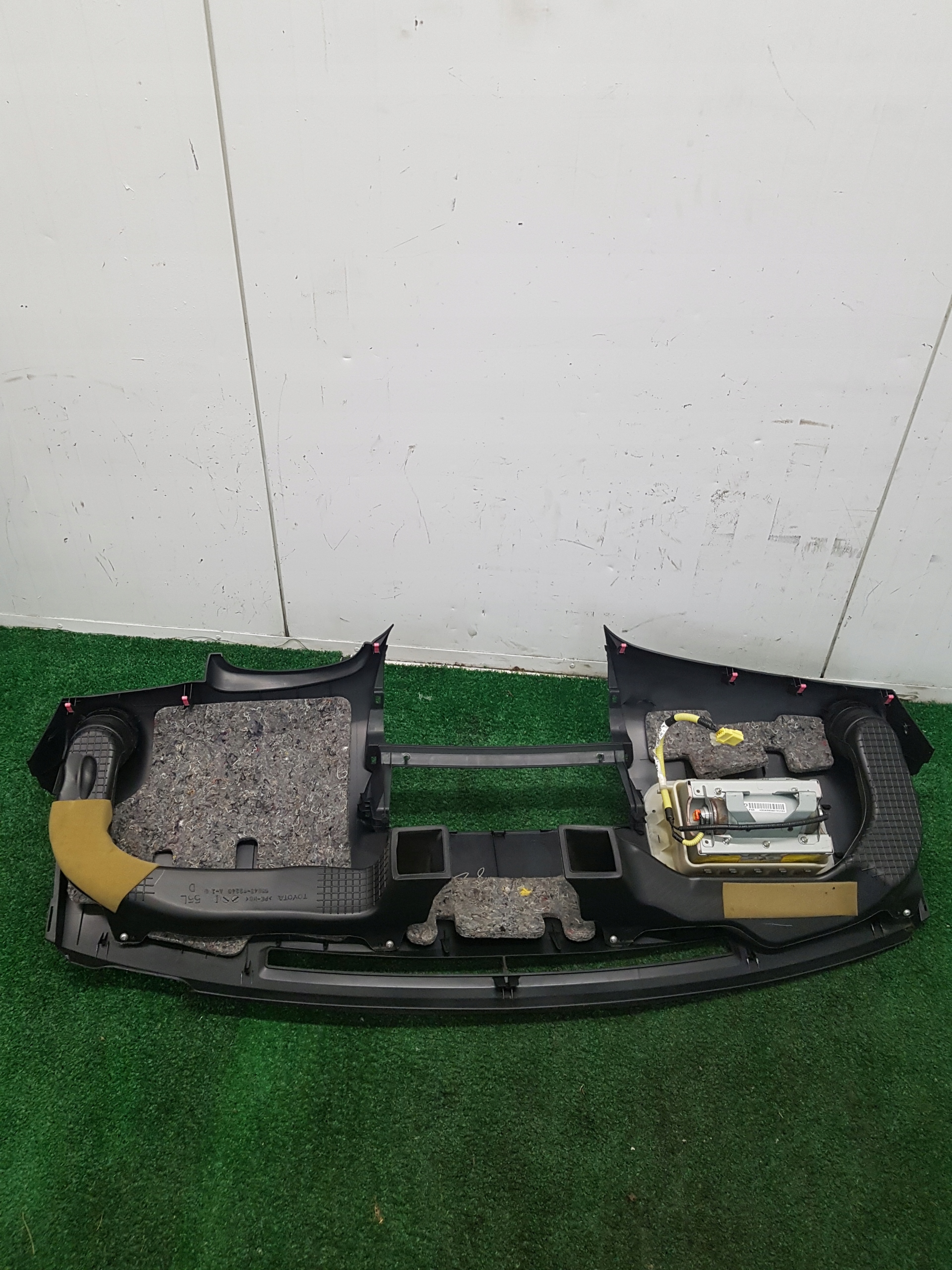 dashboard instrument panel TOYOTA YARIS 2 2008