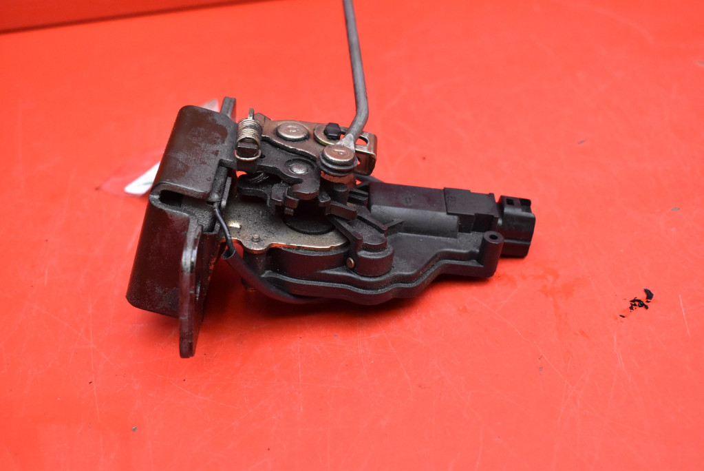 lock bonnet rear part boot KIA CARNIVAL 1 and LIFT 02-06