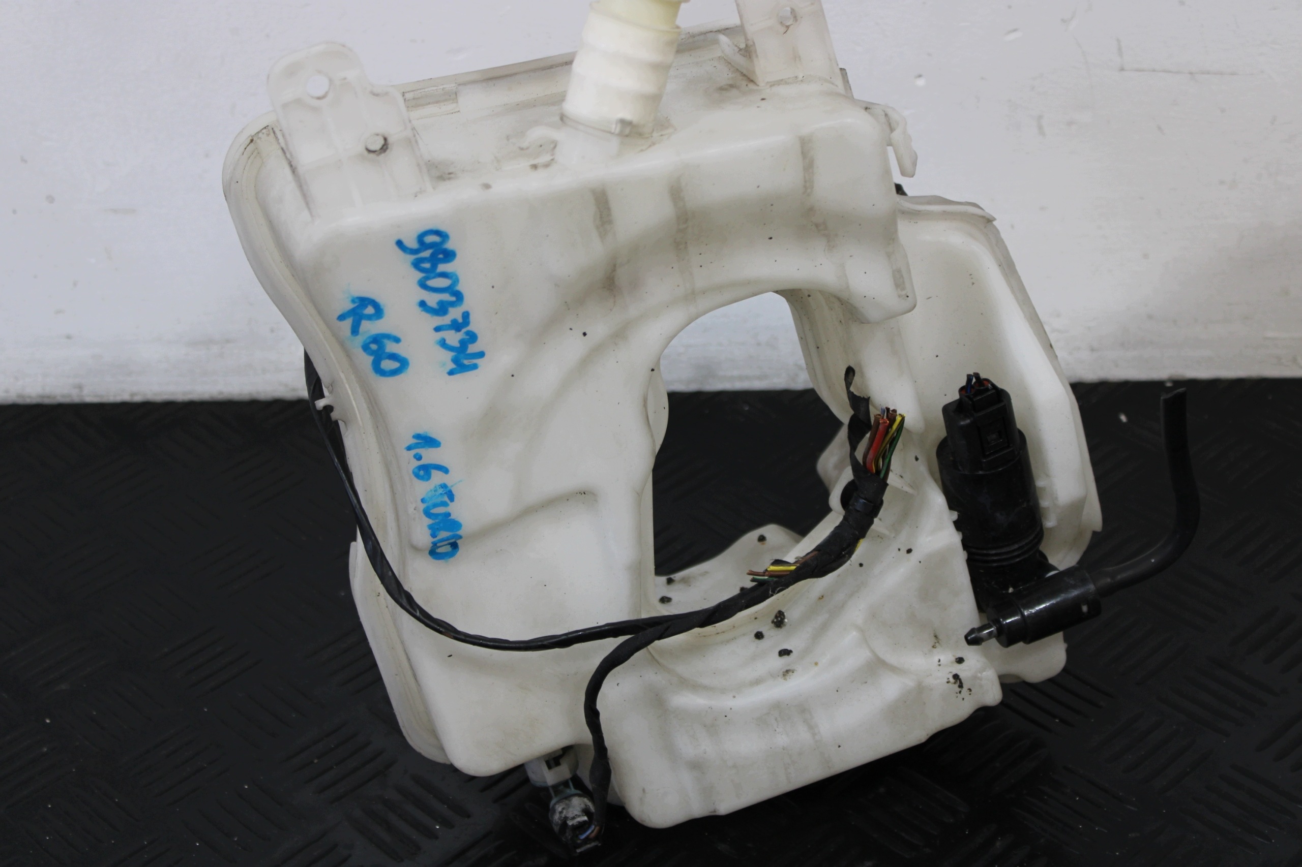washer fluid tank 9803734 MINI COUNTRYMAN R60 S