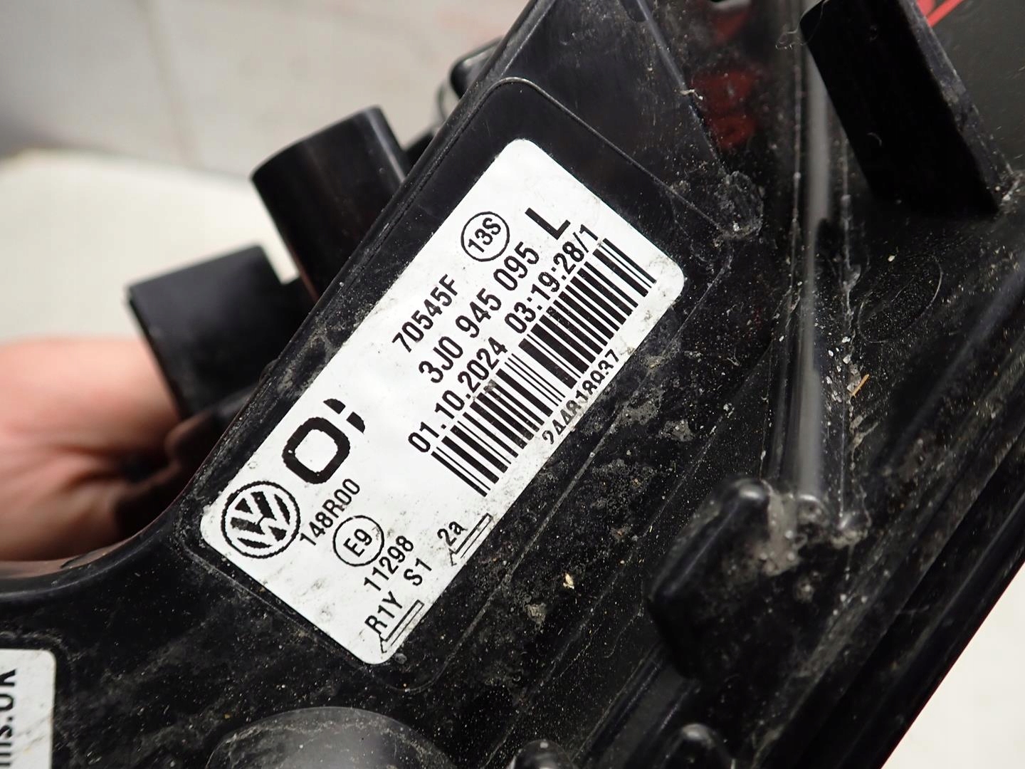 light rear part rear left VW PASSAT B9 20203- KOMBI 3J0945095