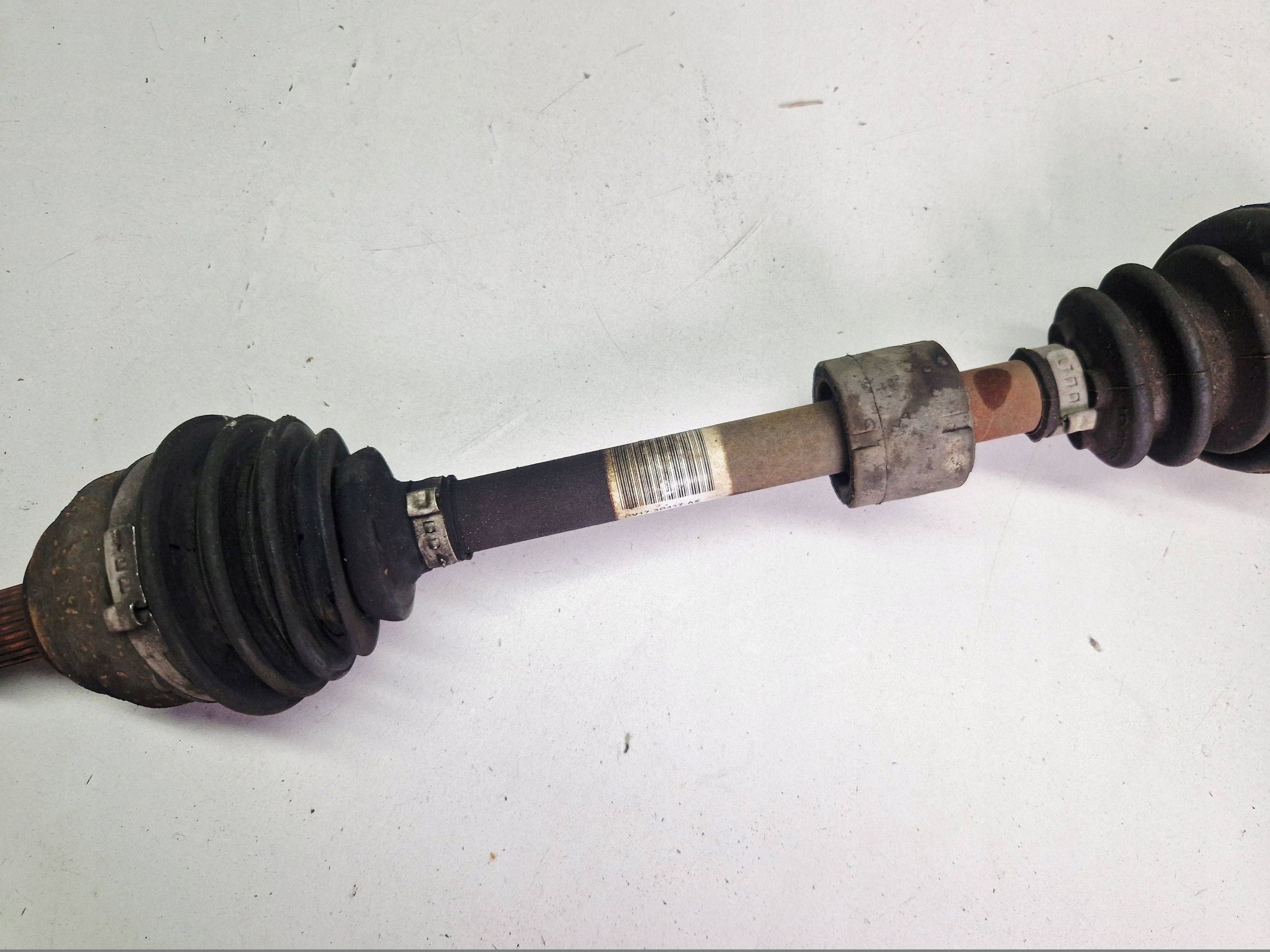 semi-axis front left short. Ford B-MAX 1.6 TDCI CV173B437AE