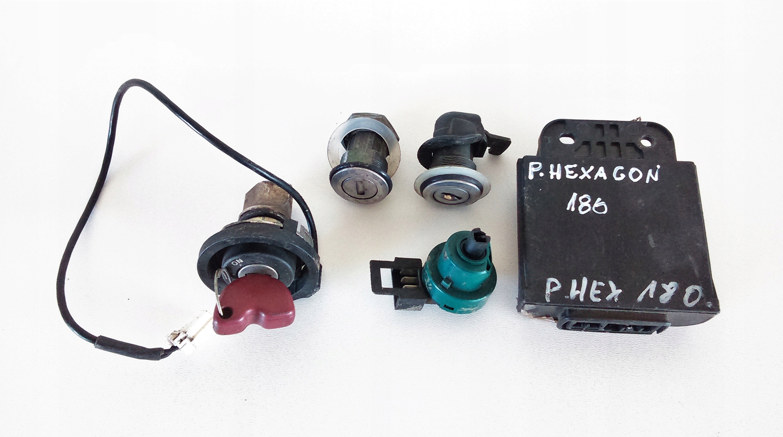 PIAGGIO HEXAGON 180 модуль зажигания immo ключ