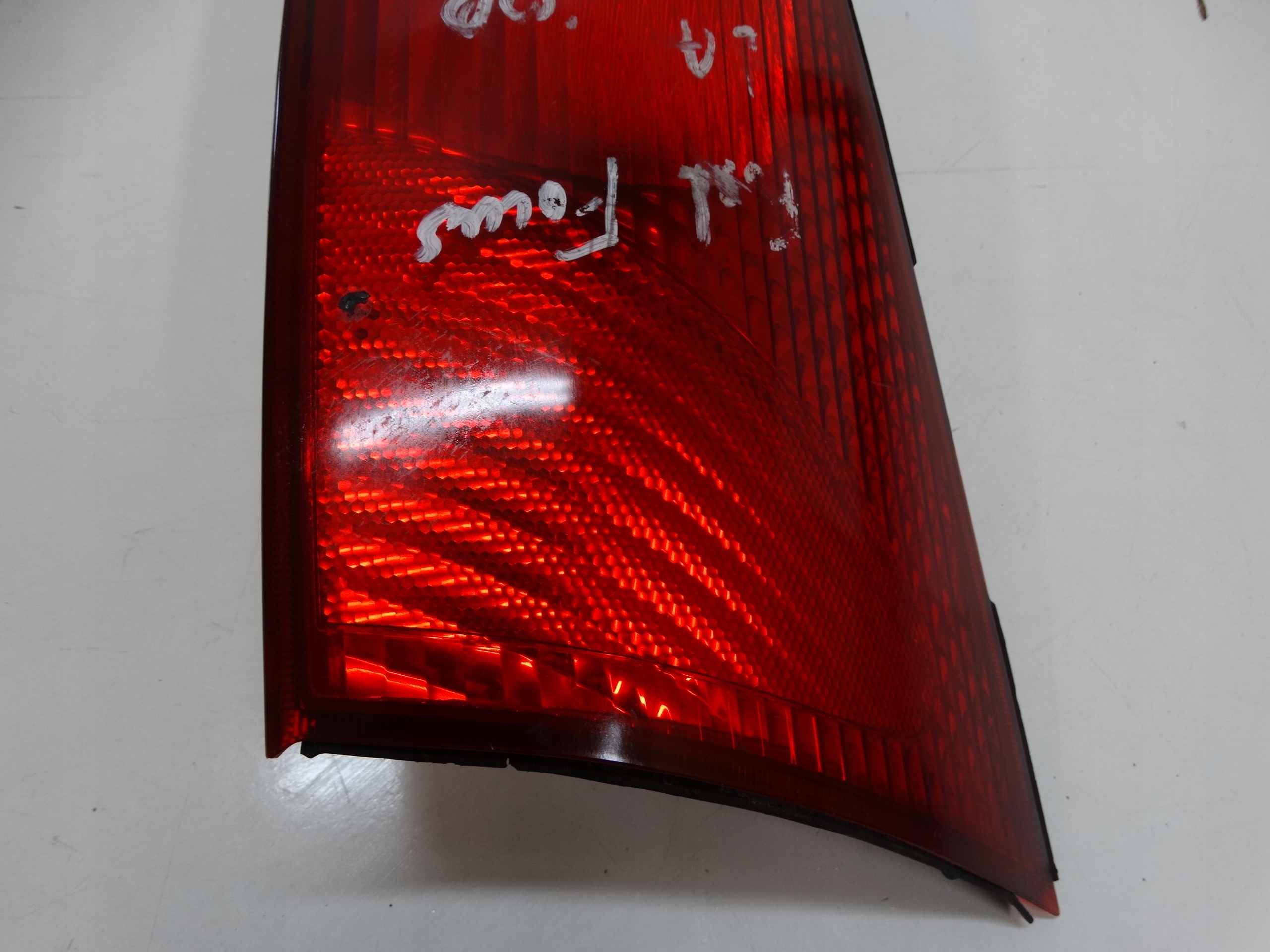 light left rear part FORD FOCUS MK1 XS41-13405-A