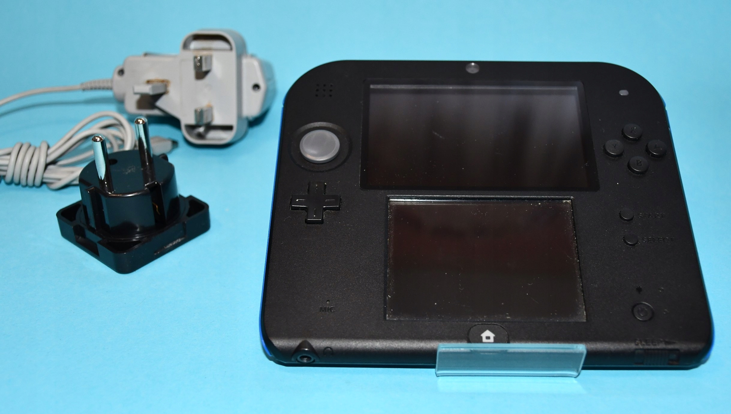 Konsola Nintendo 2DS