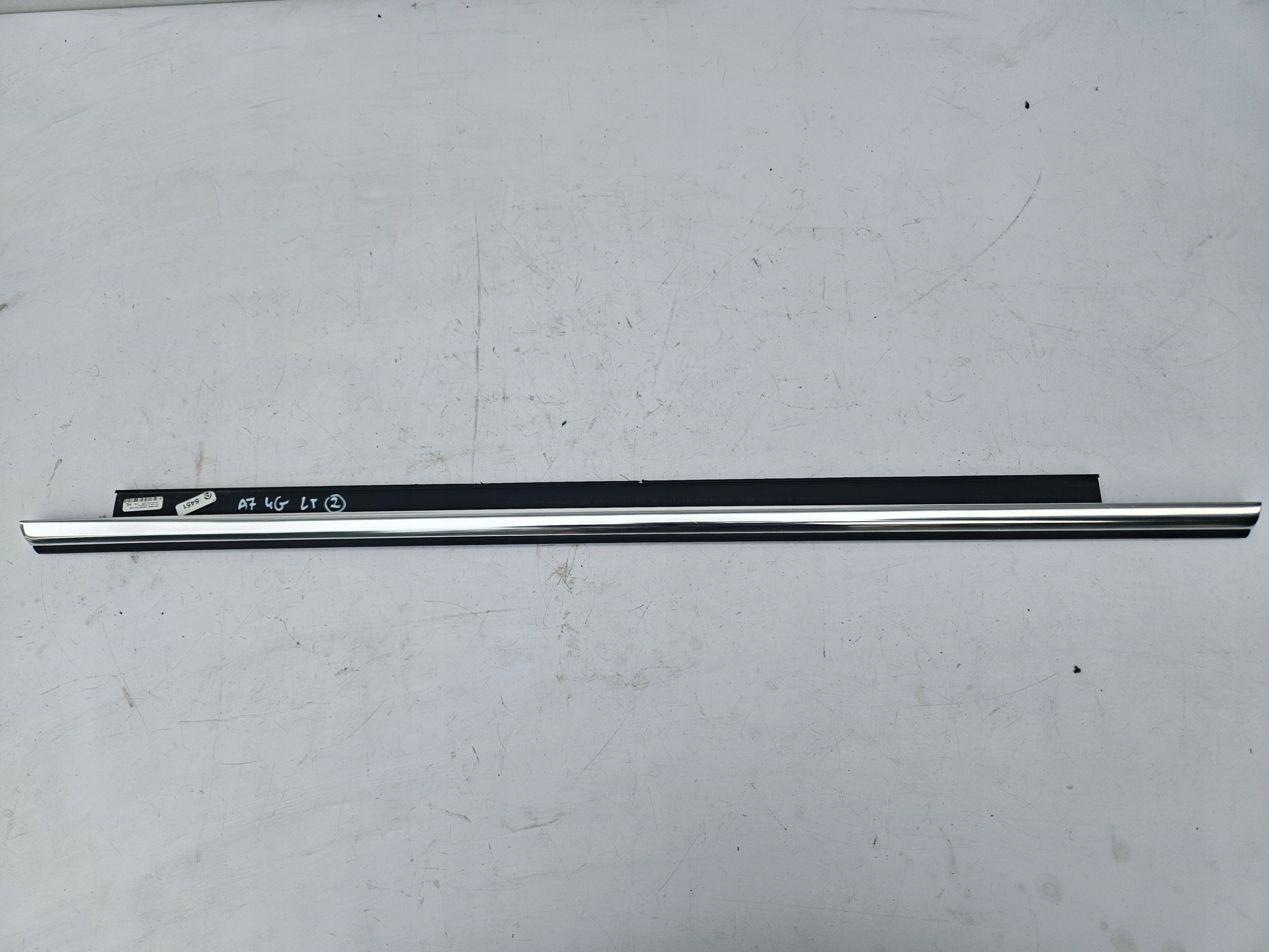 moulding dust door CHROM left rear left rear part AUDI A7 C7 4G