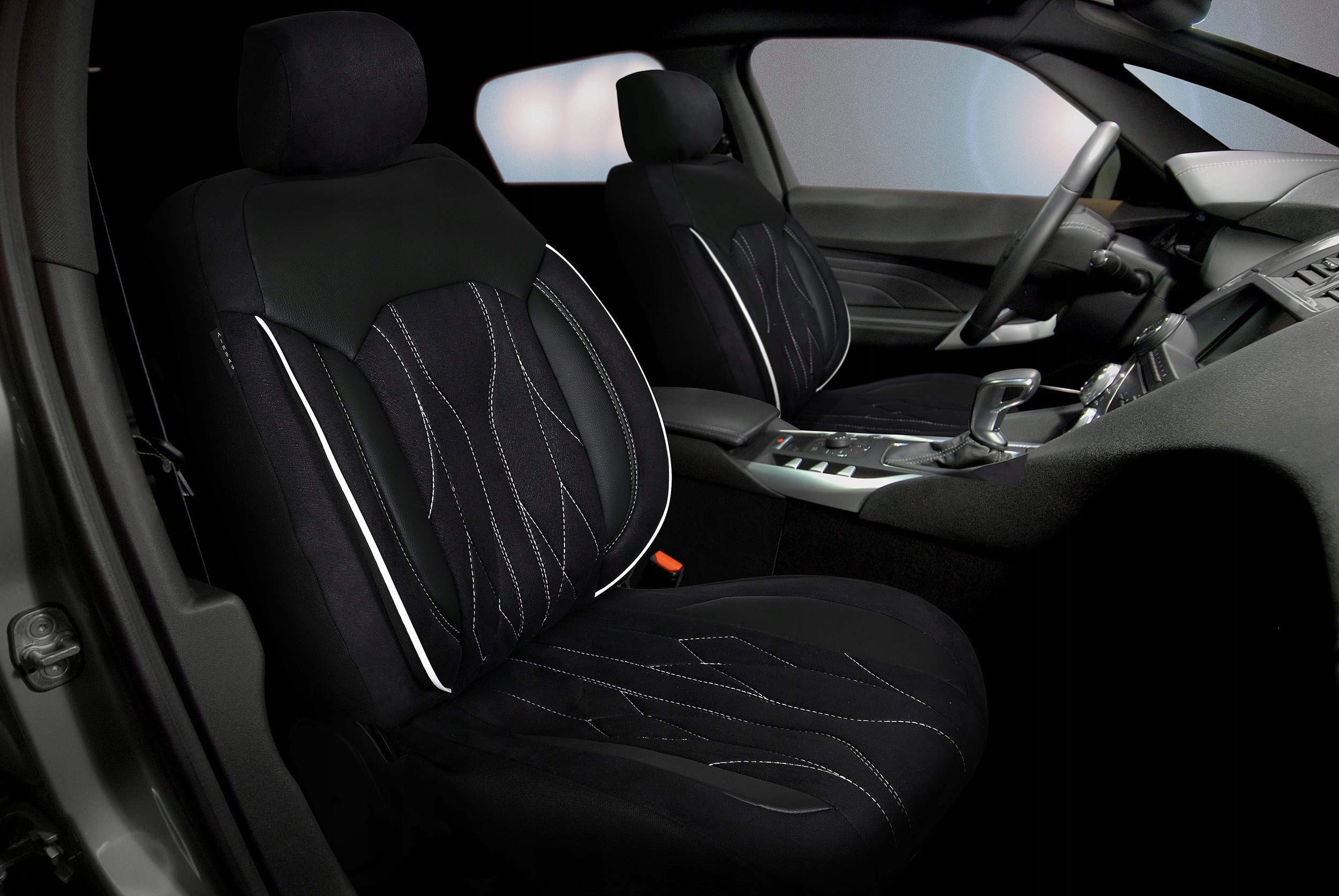 Pokrowce IsleOfMan wht i10 i20 i30 i40 Elantra Lantra Hyundai Tucson