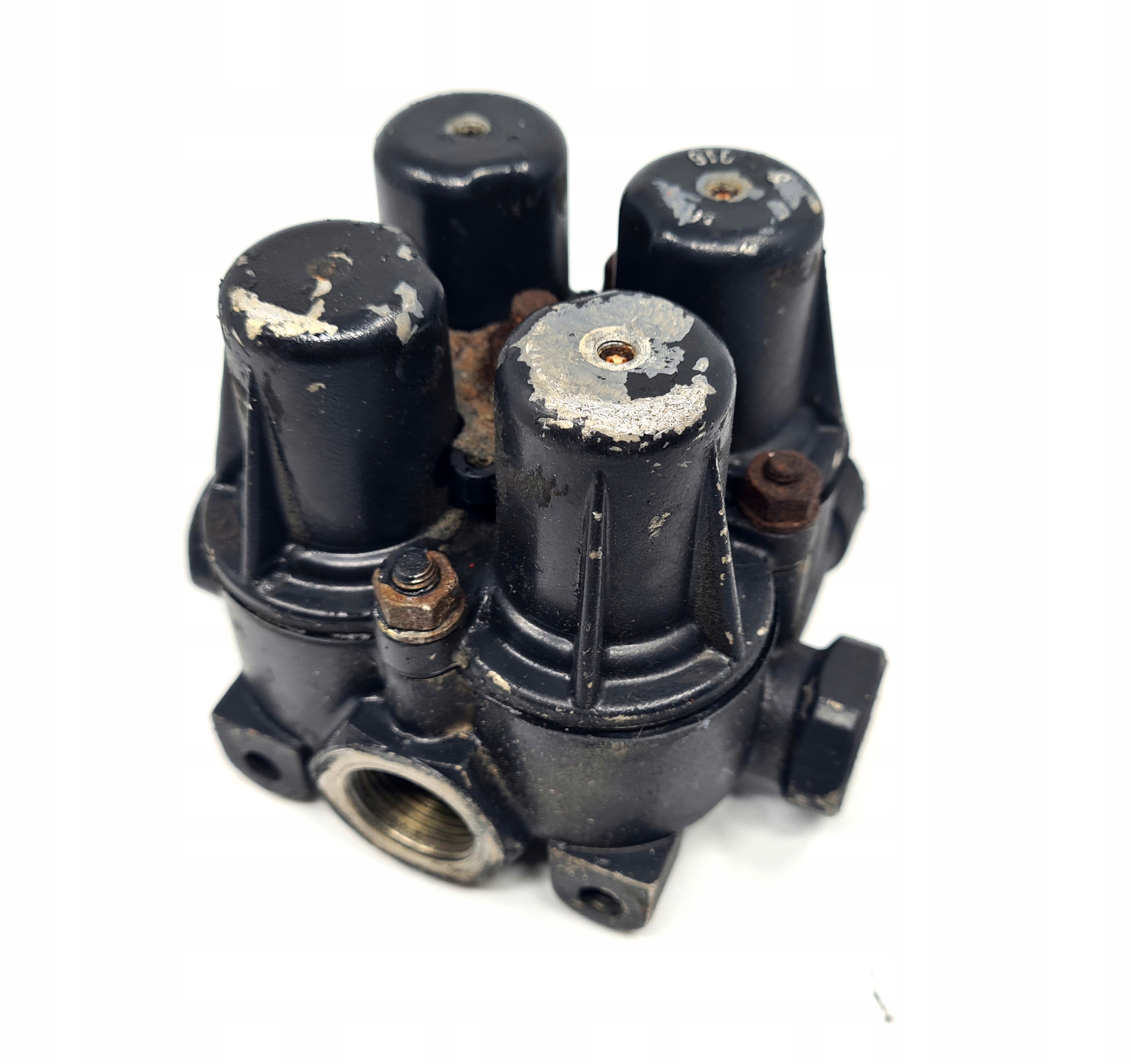 Клапан 4 по периметру MAN F90 M2000 AE4447 9347023220