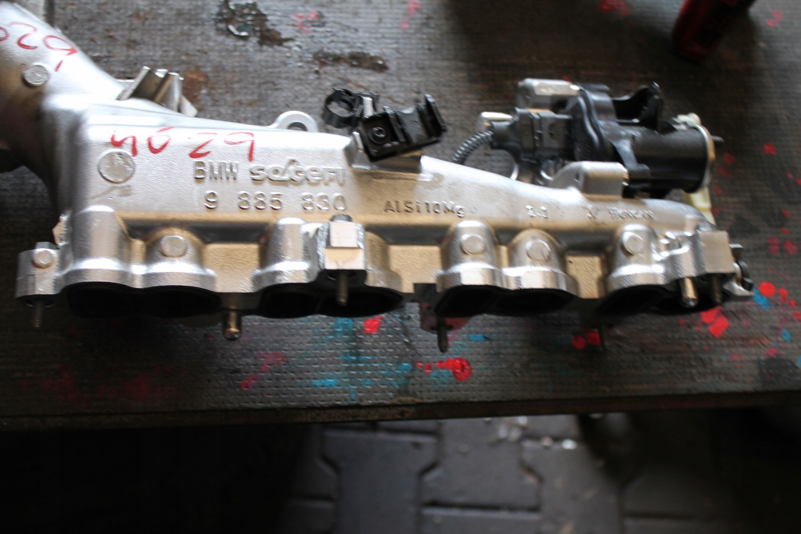4629. intake manifold BMW B47D20B 9885830