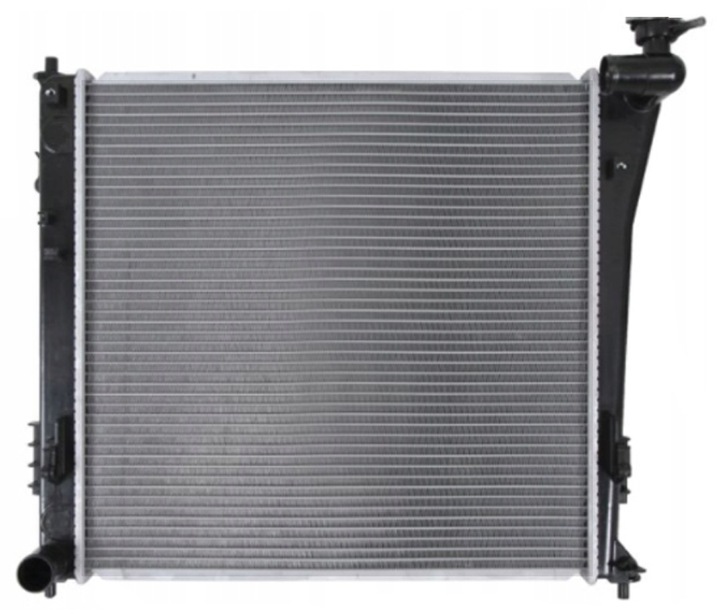 Nový hliníkový chladič vody Hyundai i40 2011+ 1.7 CRDi 115 km 136 km