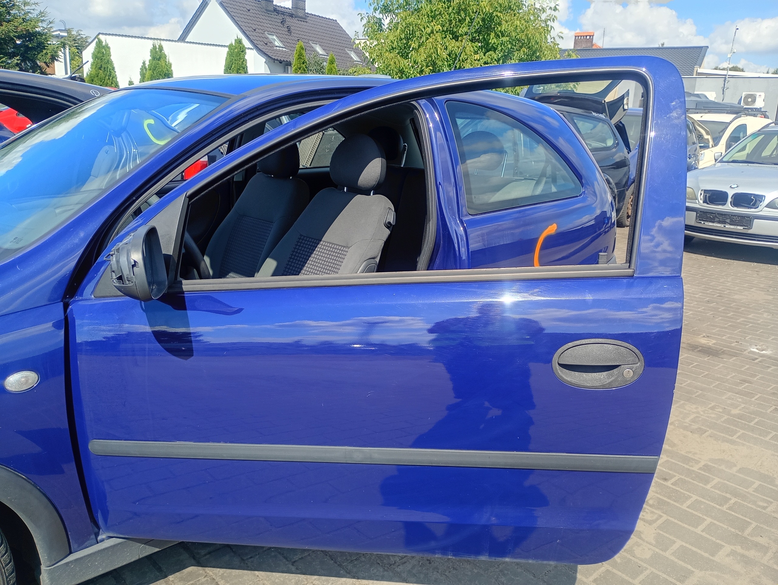 door left front front Opel Corsa C 00-09 kod lakieru Z20Z