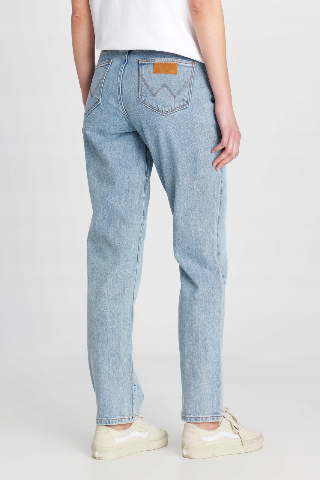 Dámské jednoduché džíny Wrangler Straight Light Indigo 112388569 31/34