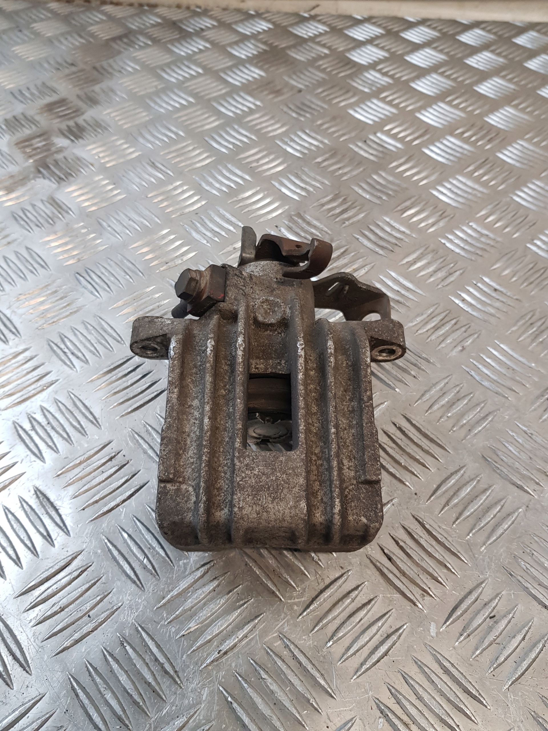 caliper brake left rear part GOLF IV KOMBI EU