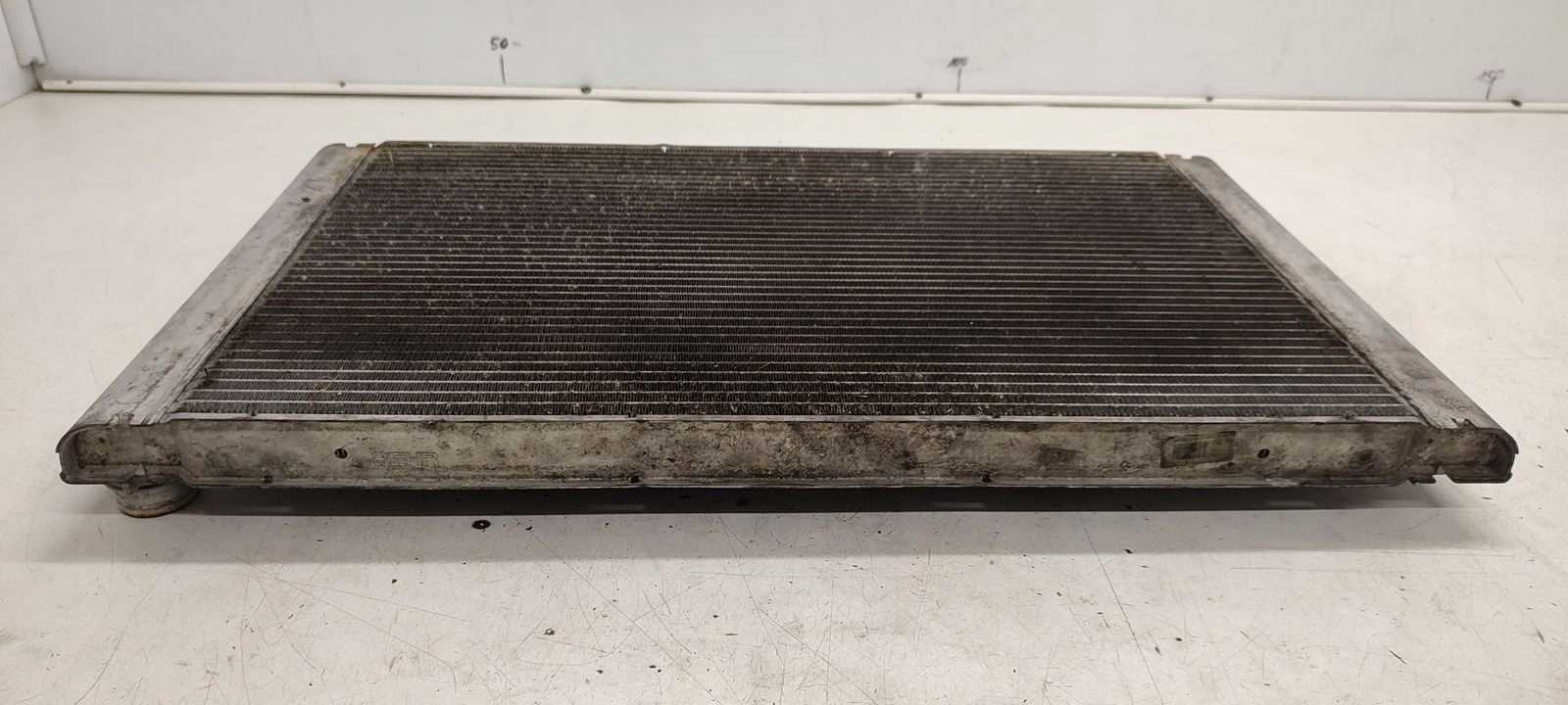 chladič vody BMW E61 2,5D