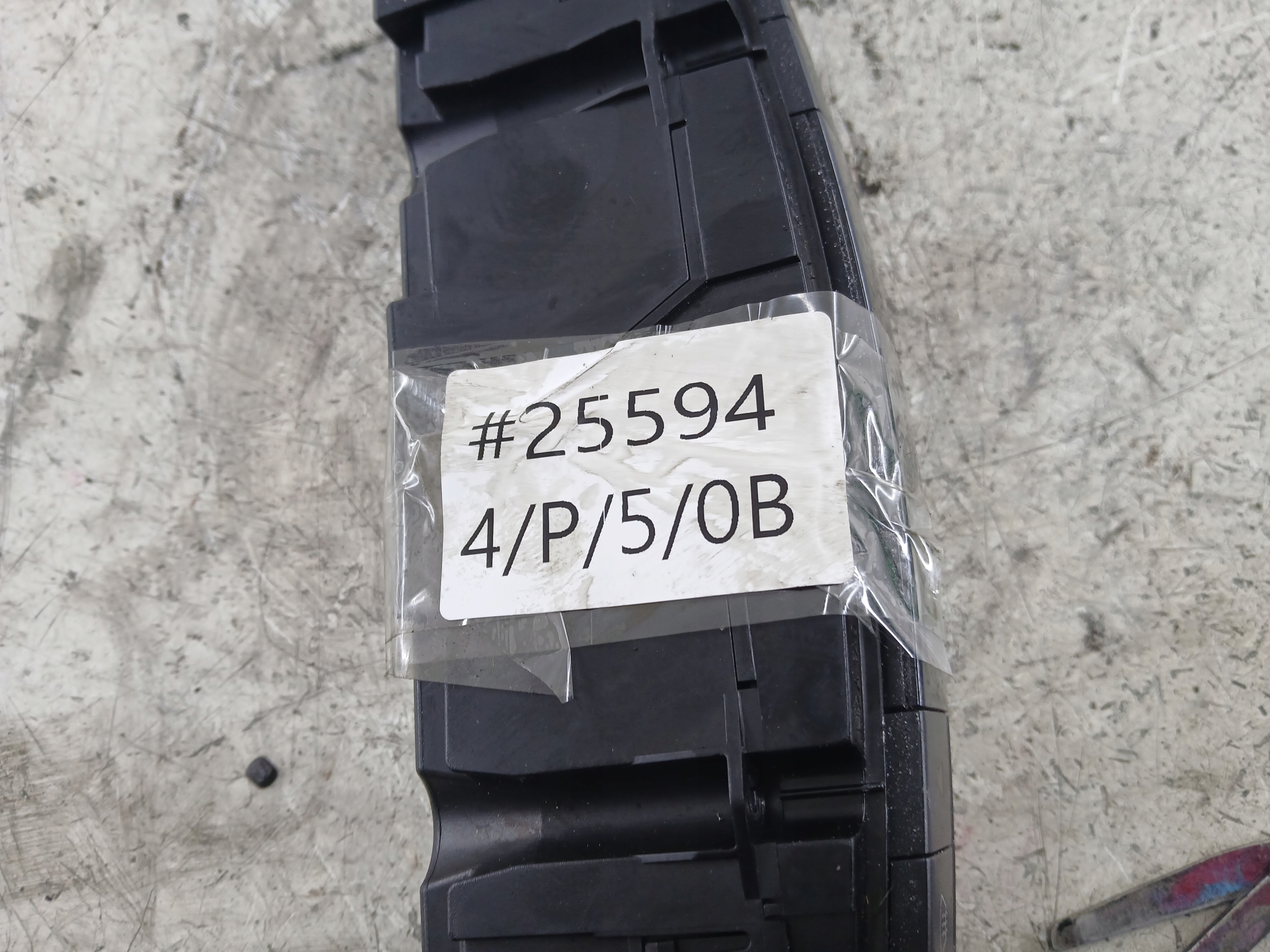 MERCEDES W211 Unite commande clima OGRZEWANIA 2118300685