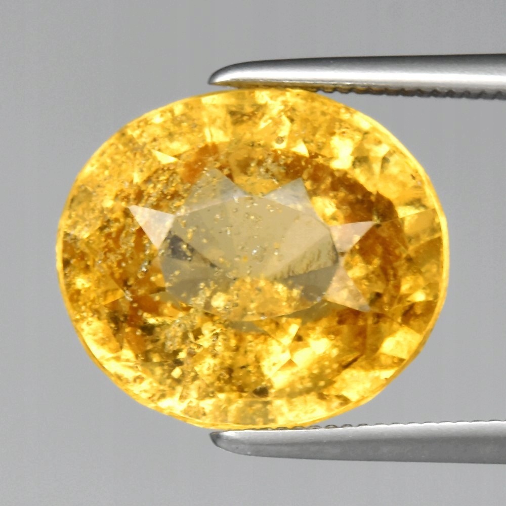 Přírodní granát Grossular 7,93 ct Skvělý kámen cca 12x10,5 mm Video IGR1121