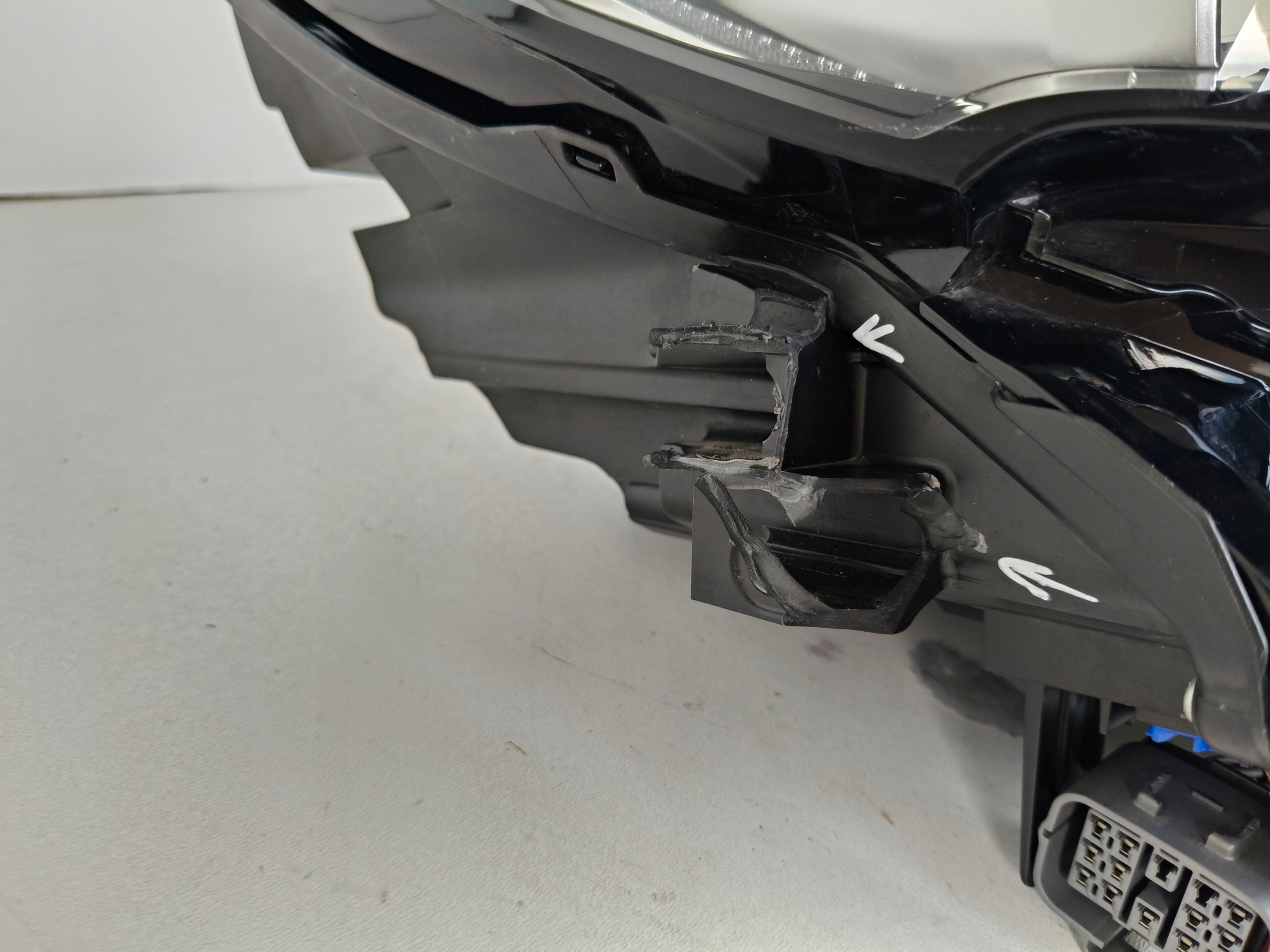 light right REFLEKTOR MAZDA 6 GJ 18- LIFT FULL LED 12 PIN