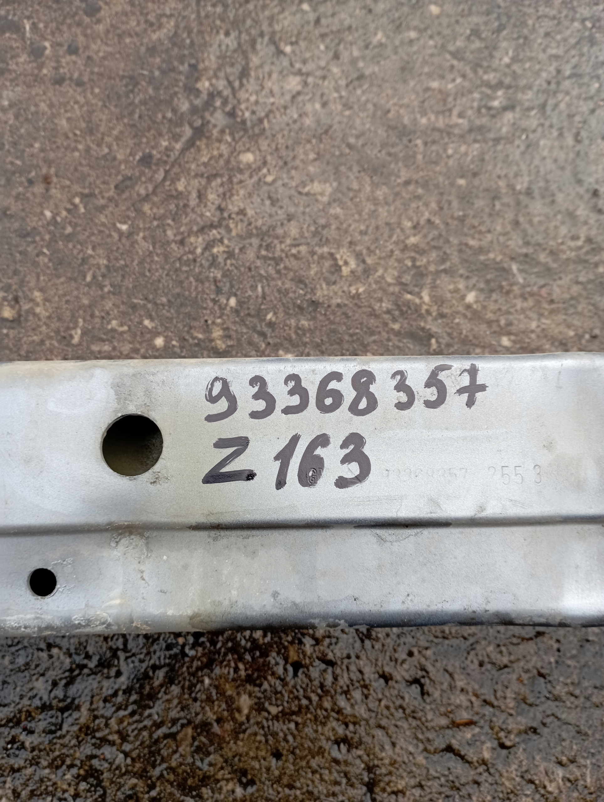 bumper support front OPEL MERIVA A Z163 93368357