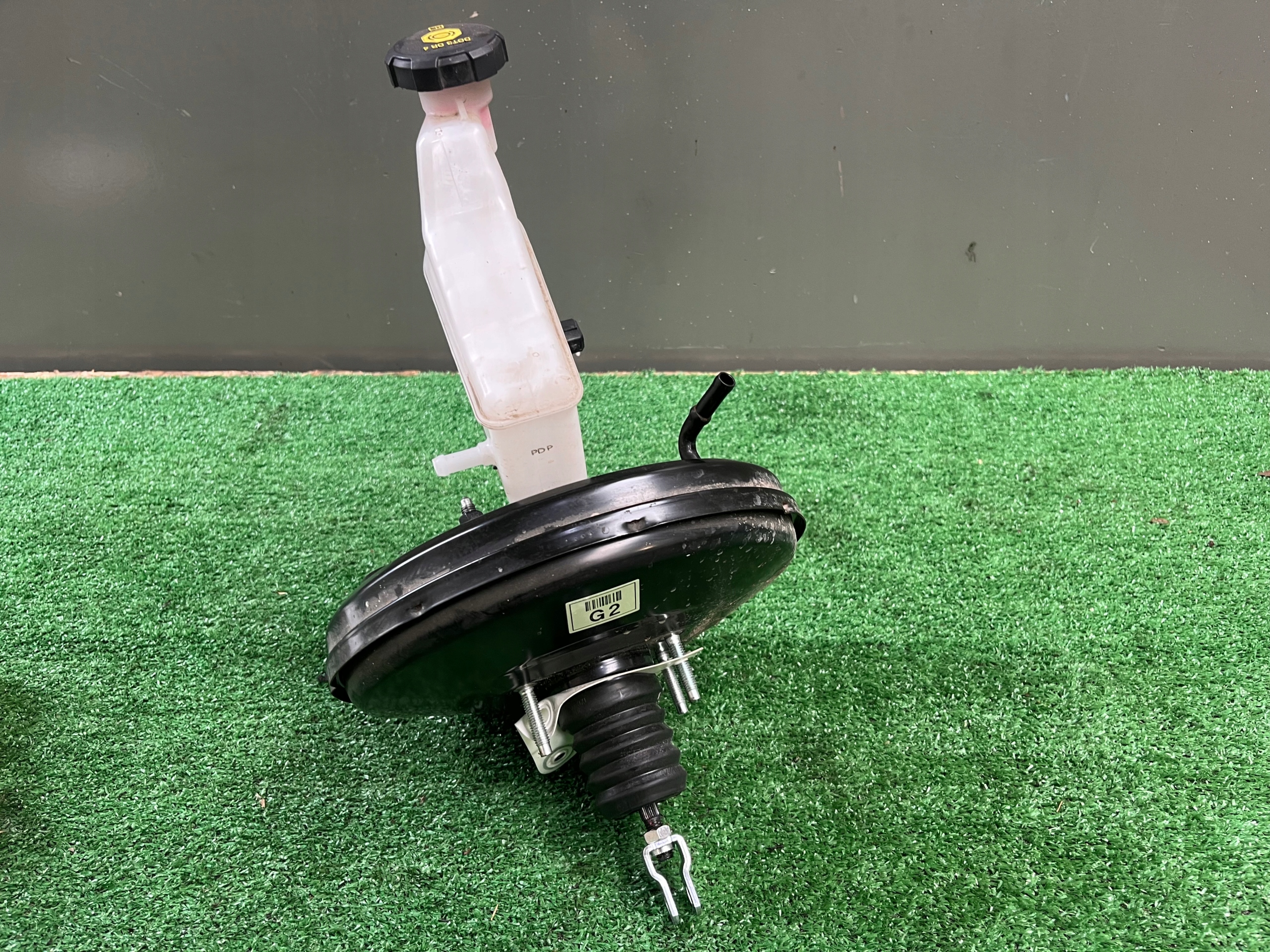 servo KIA STONIC 2018 1.0 T-GDI BB37100600 RIO IV