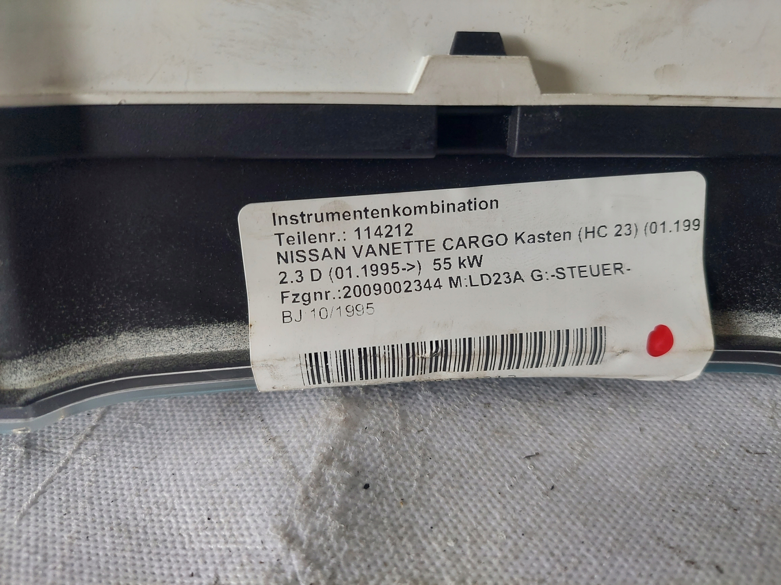 dials clock NISSAN VANETTE 2.3 D 24810