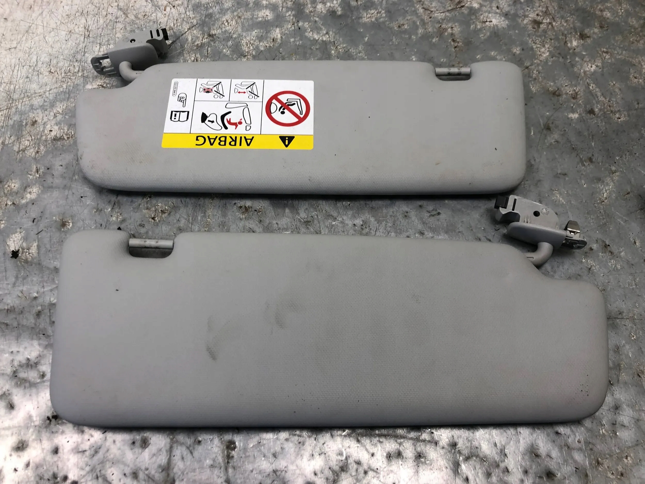 visor visor left right AUDI Q3 8U 8U0857552AC