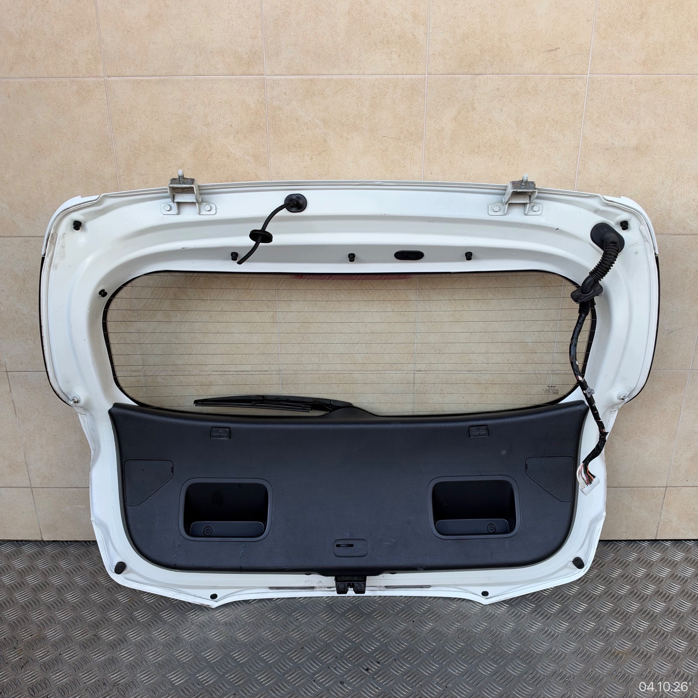 boot doors complete KIA STONIC 2021 year below KAMERE