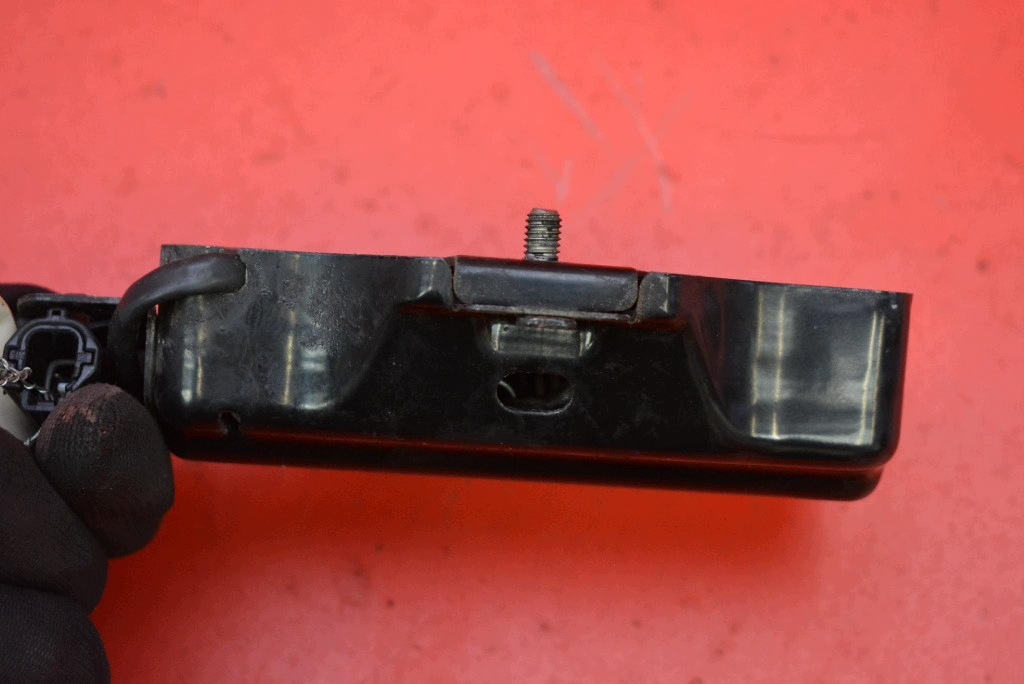 lock RYGIEL bonnets LEXUS LS 4 IV LS600H 06-09