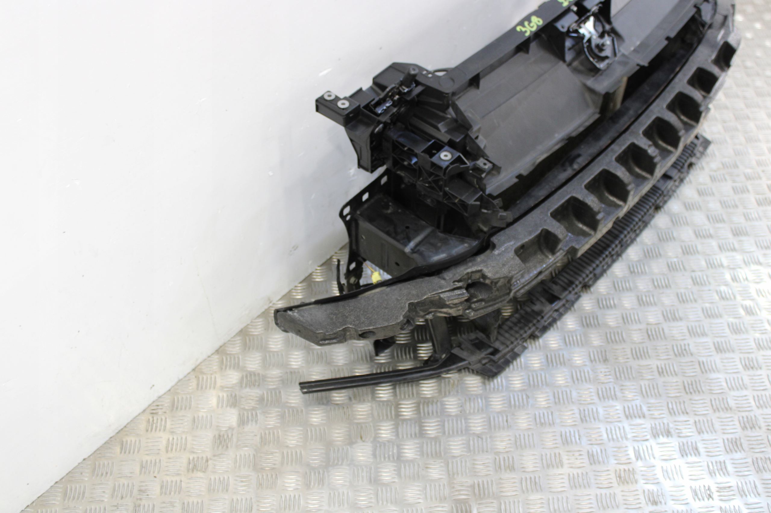 support panel for radiators front pillar radiator VW ARTEON 3G8 2,0 TDI