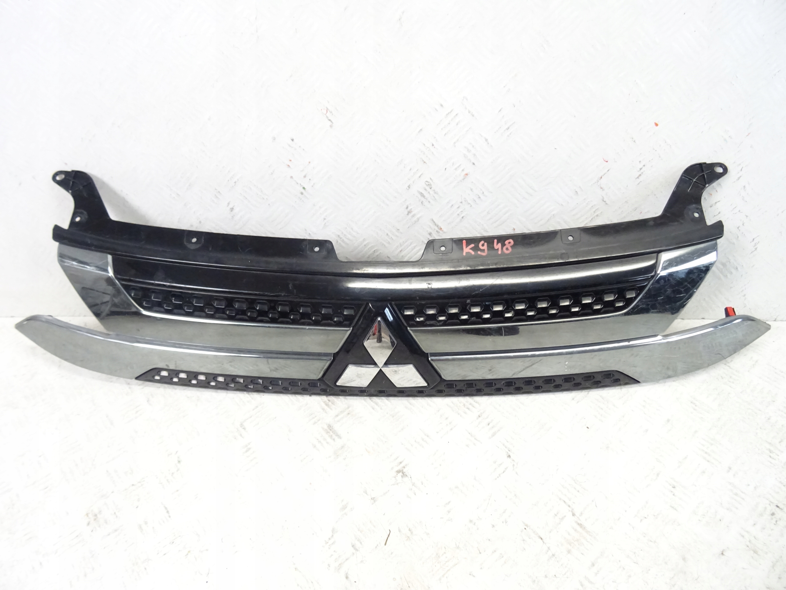 grill grille front front MITSUBISHI OUTLANDER III LIFT 7450B304