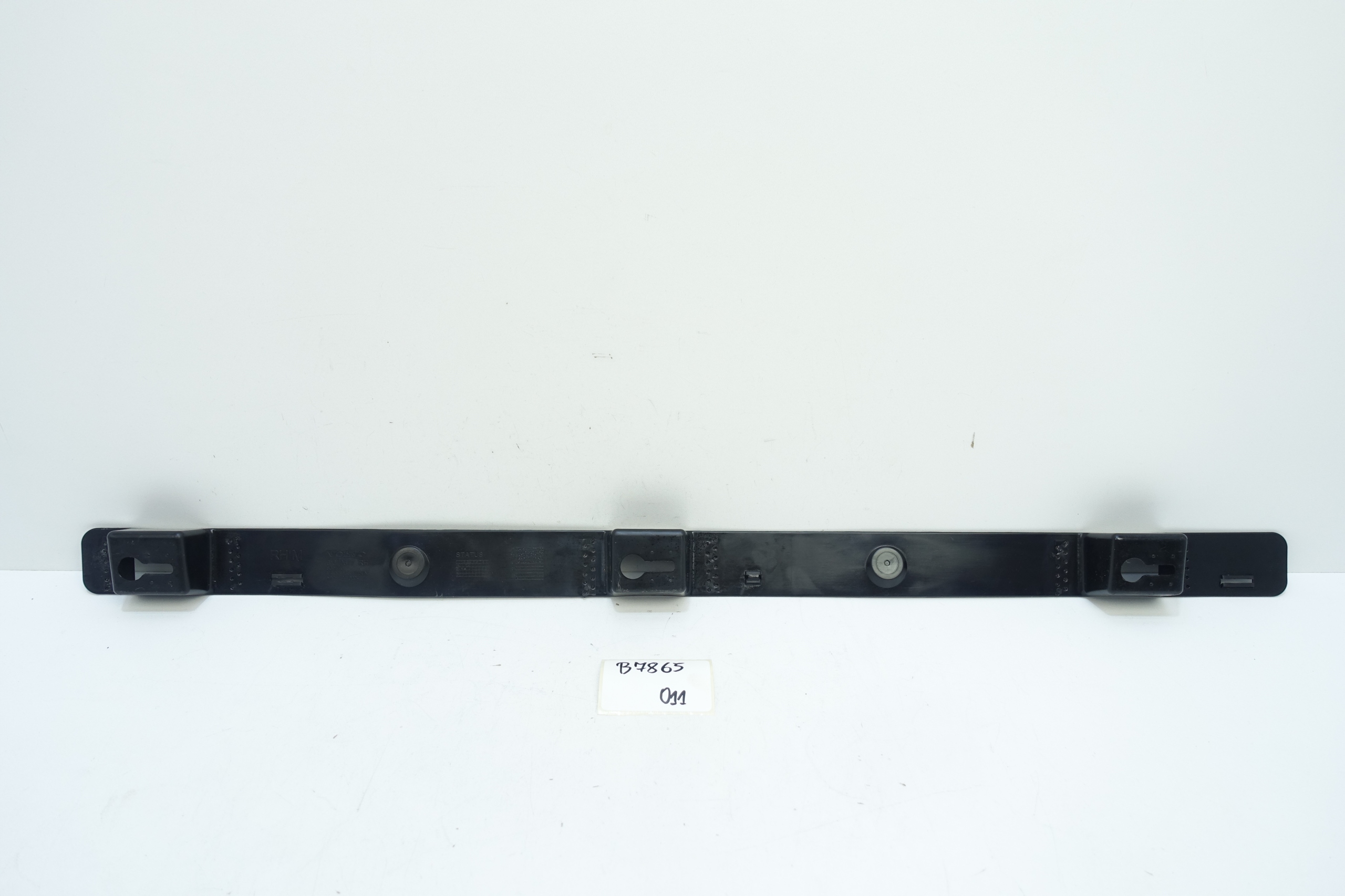 holder mouldings PROGOWEJ right VOLVO XC90 II 16
