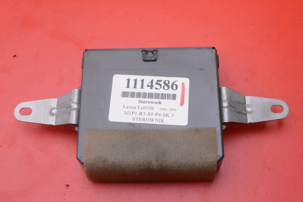 control unit module door left rear part 89225-50041 LEXUS LS 4 IV LS600H 06-09